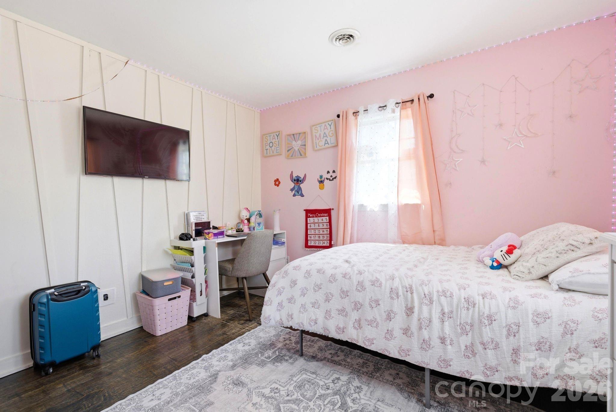 701 E Iowa Avenue Property Photo 26