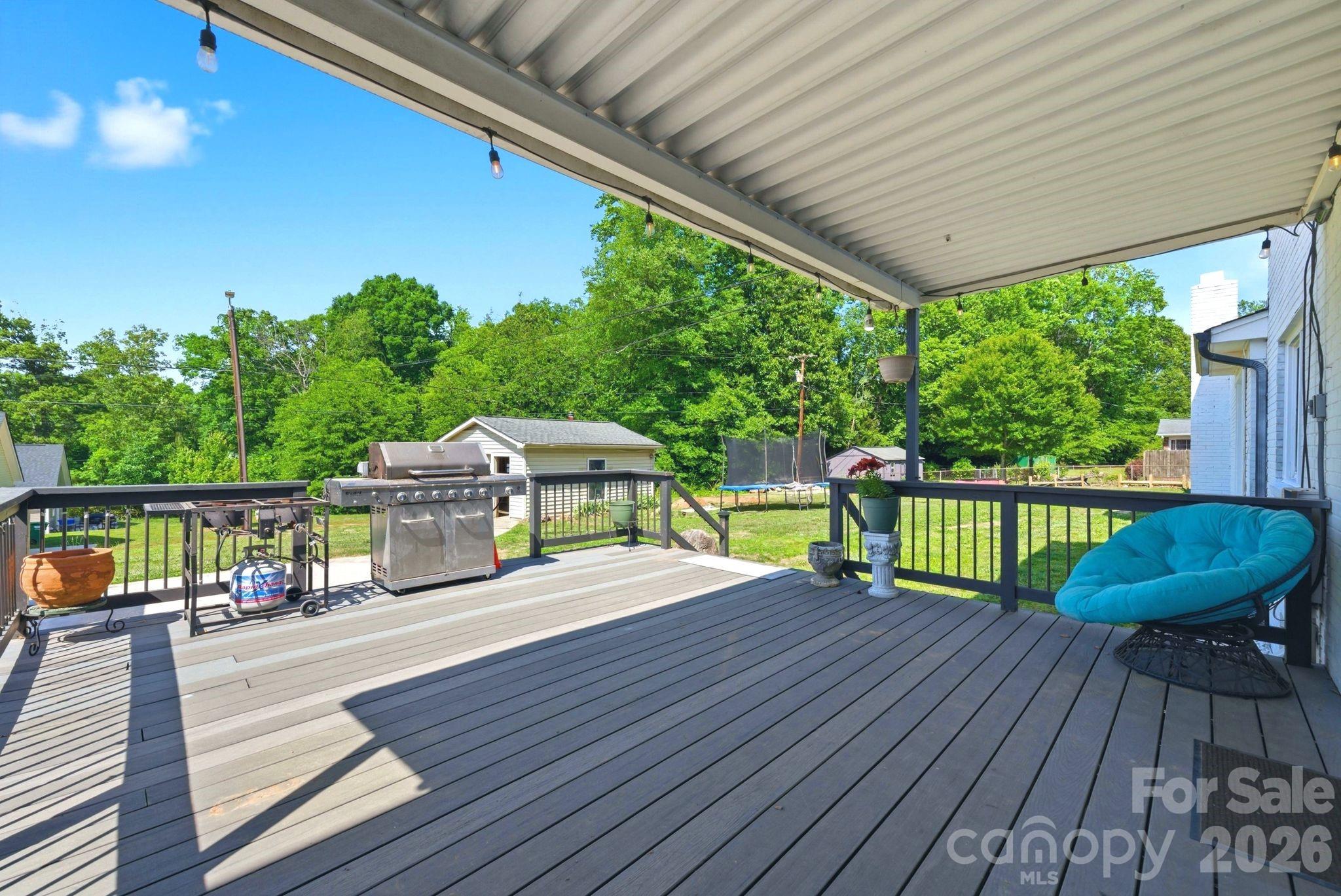 701 E Iowa Avenue Property Photo 31