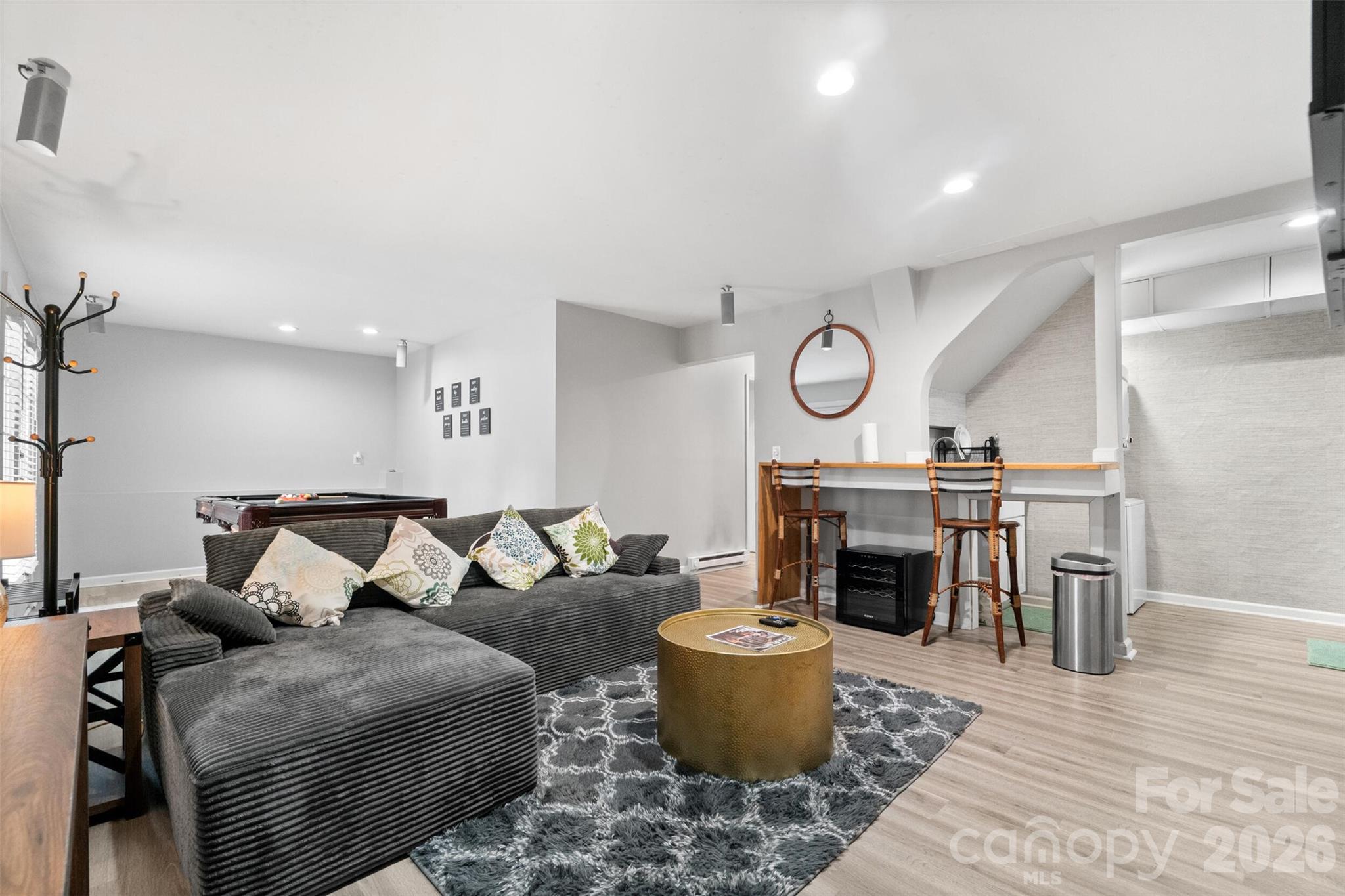 6239 Skyline Drive Property Photo 22