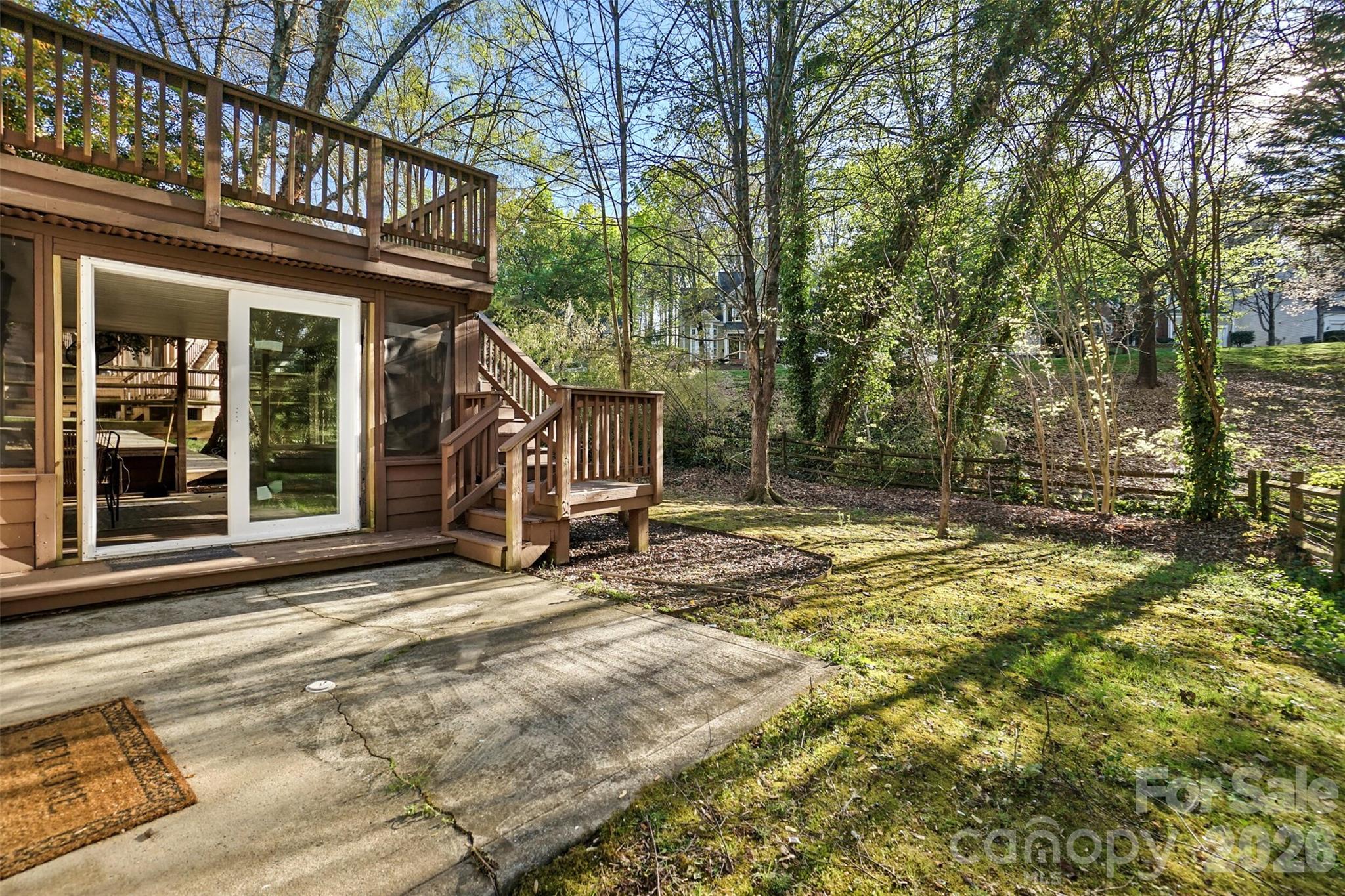 6239 Skyline Drive Property Photo 28