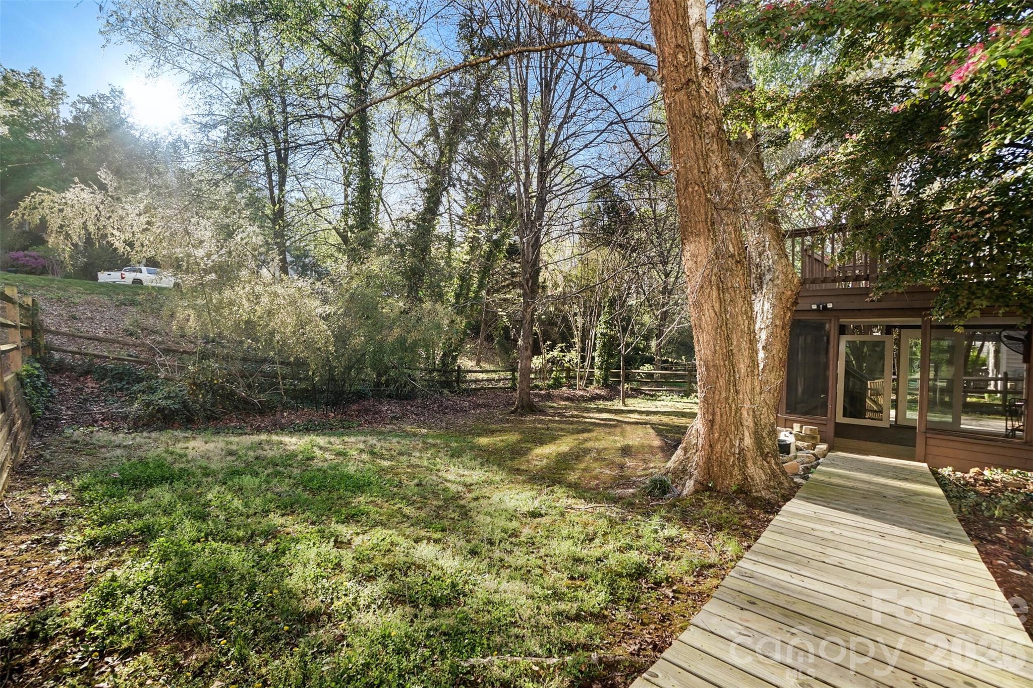 6239 Skyline Drive Property Photo 29