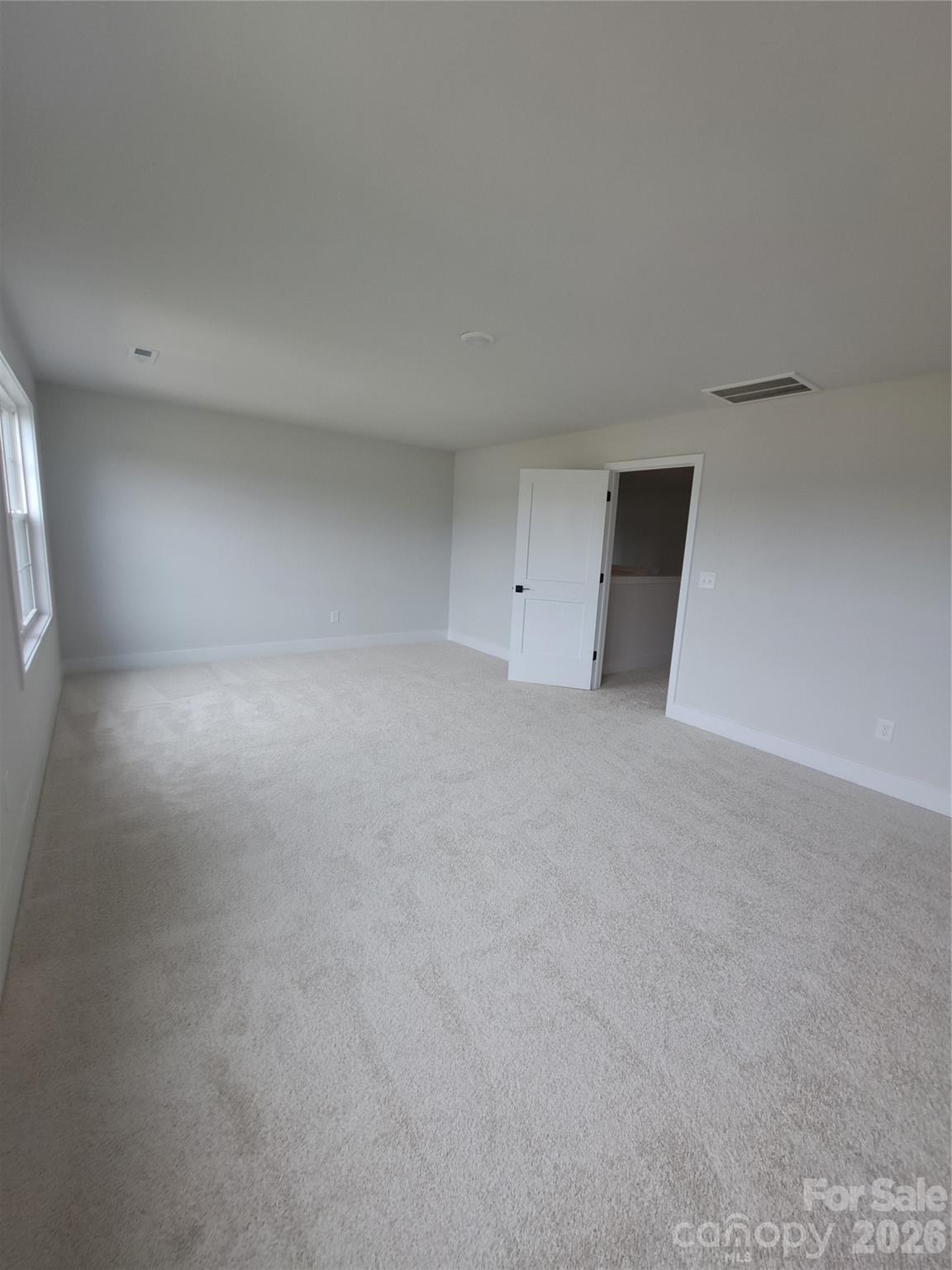 1055 Kildare Drive 64 Property Photo 7