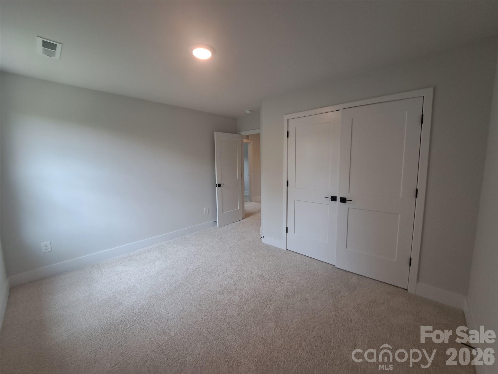 1055 Kildare Drive 64 Property Photo 11