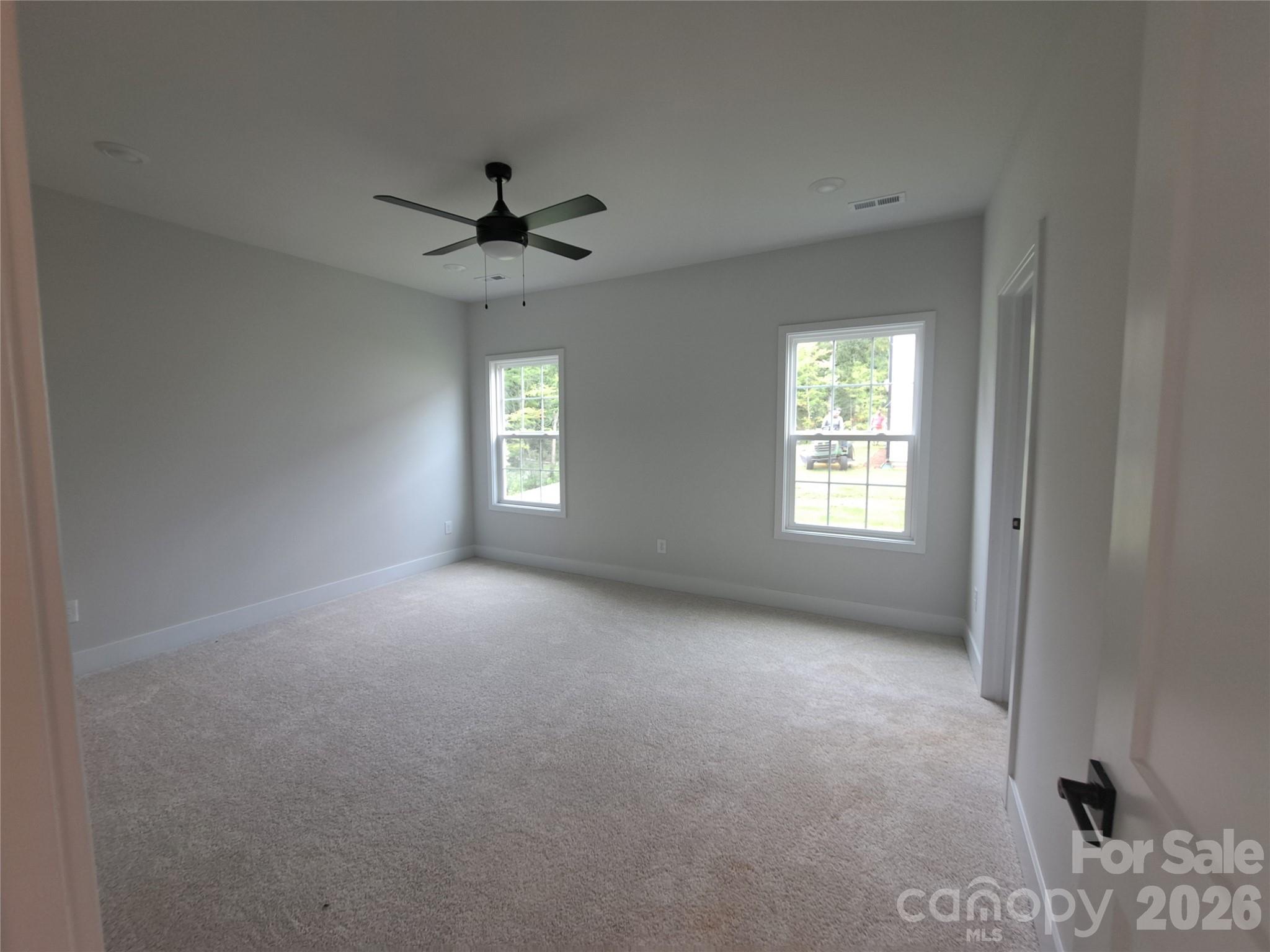 1055 Kildare Drive 64 Property Photo 17