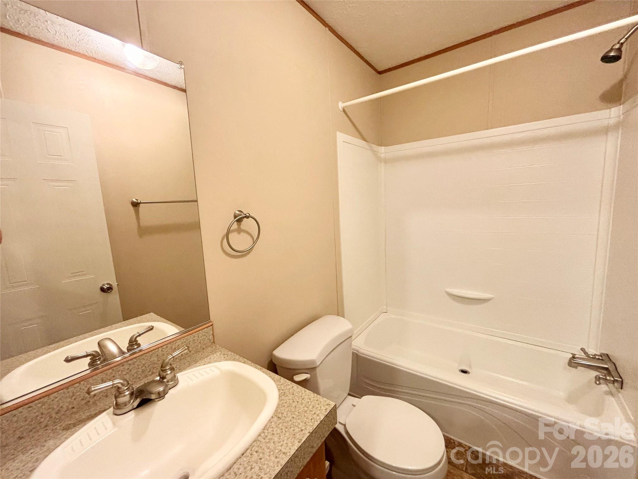 72 S Greenleaf Road Property Photo 13