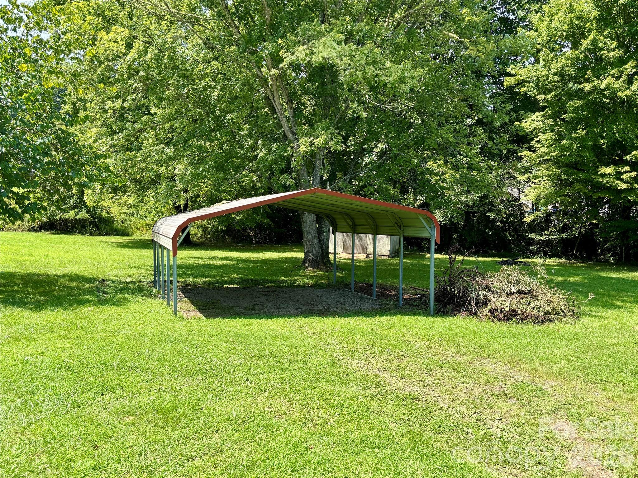 72 S Greenleaf Road Property Photo 15