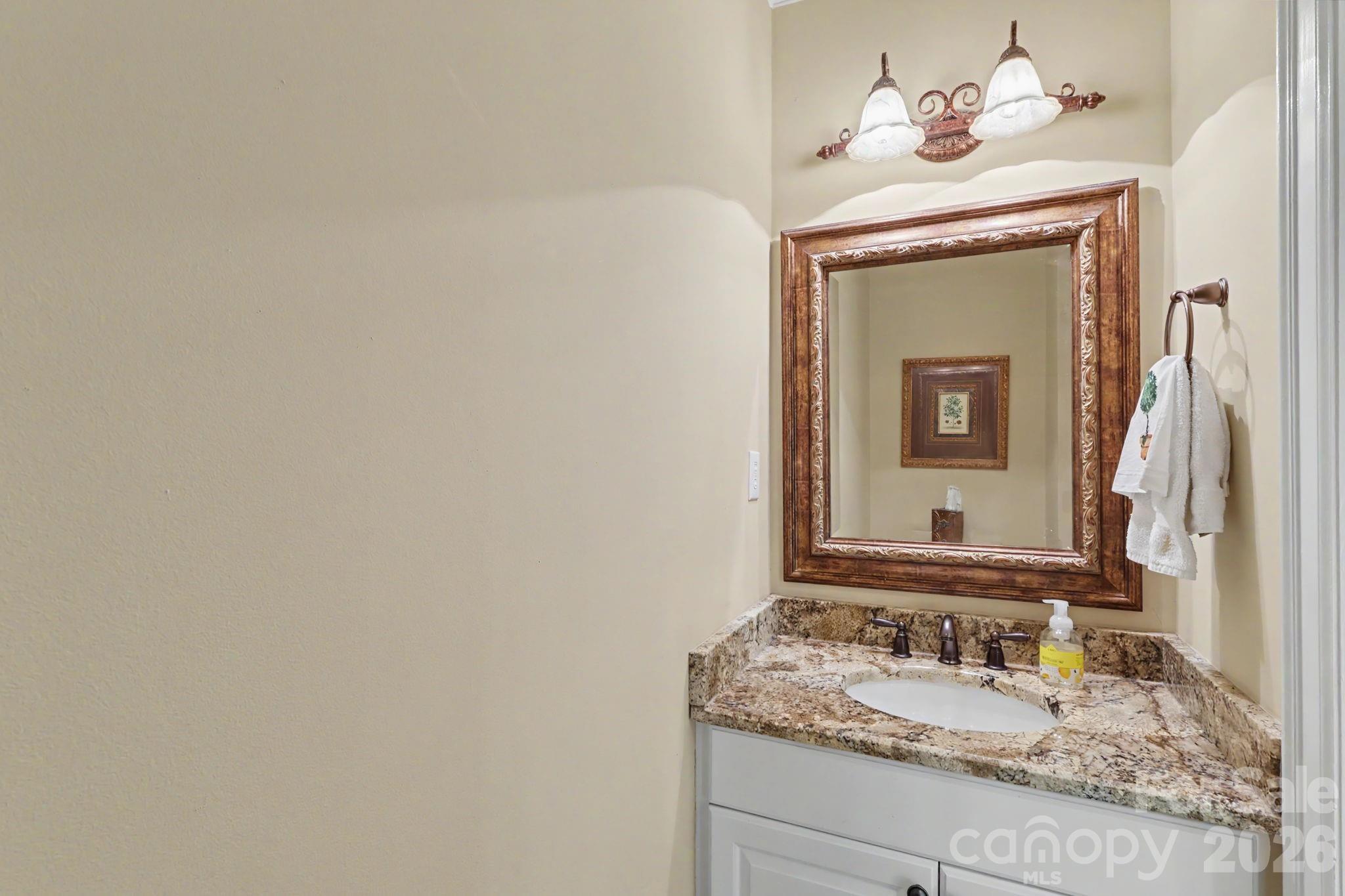 8724 Suninghurst Lane Property Photo 15