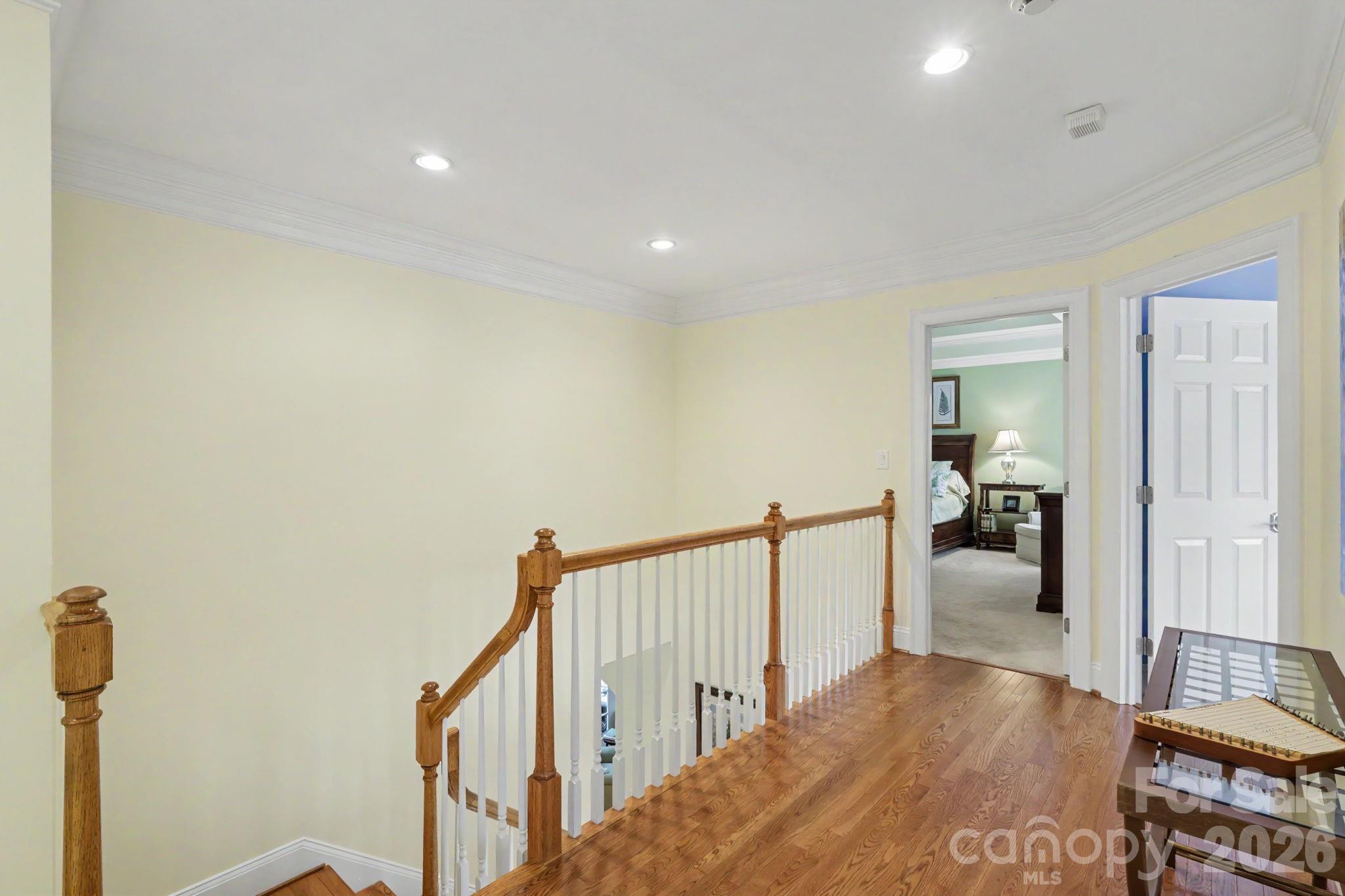 8724 Suninghurst Lane Property Photo 16
