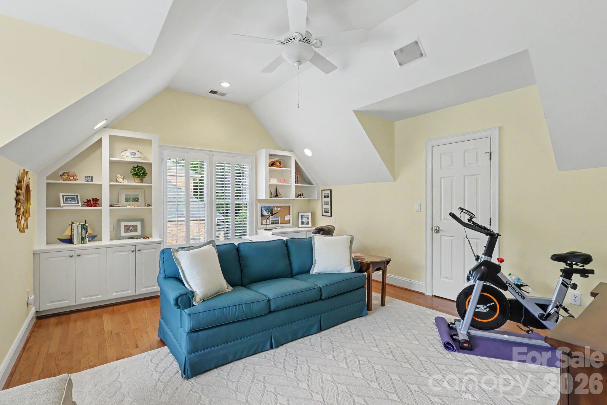 8724 Suninghurst Lane Property Photo 27