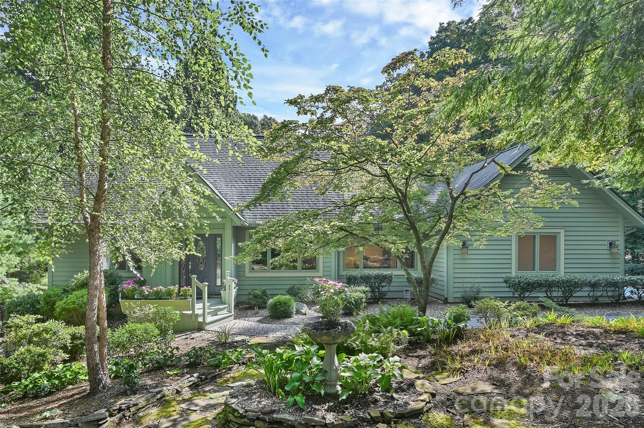 3 Rodney Court Property Photo 2