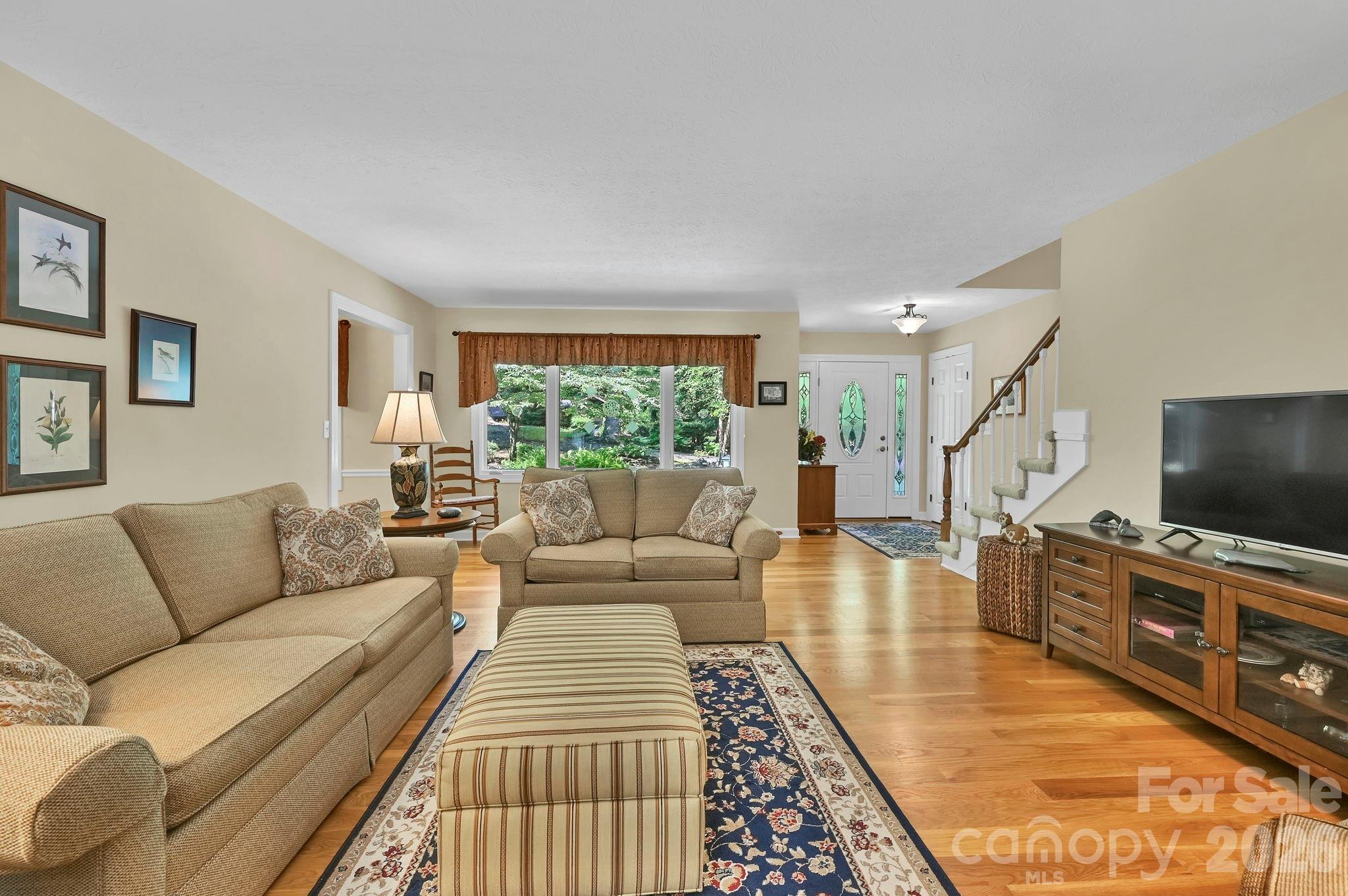3 Rodney Court Property Photo 9