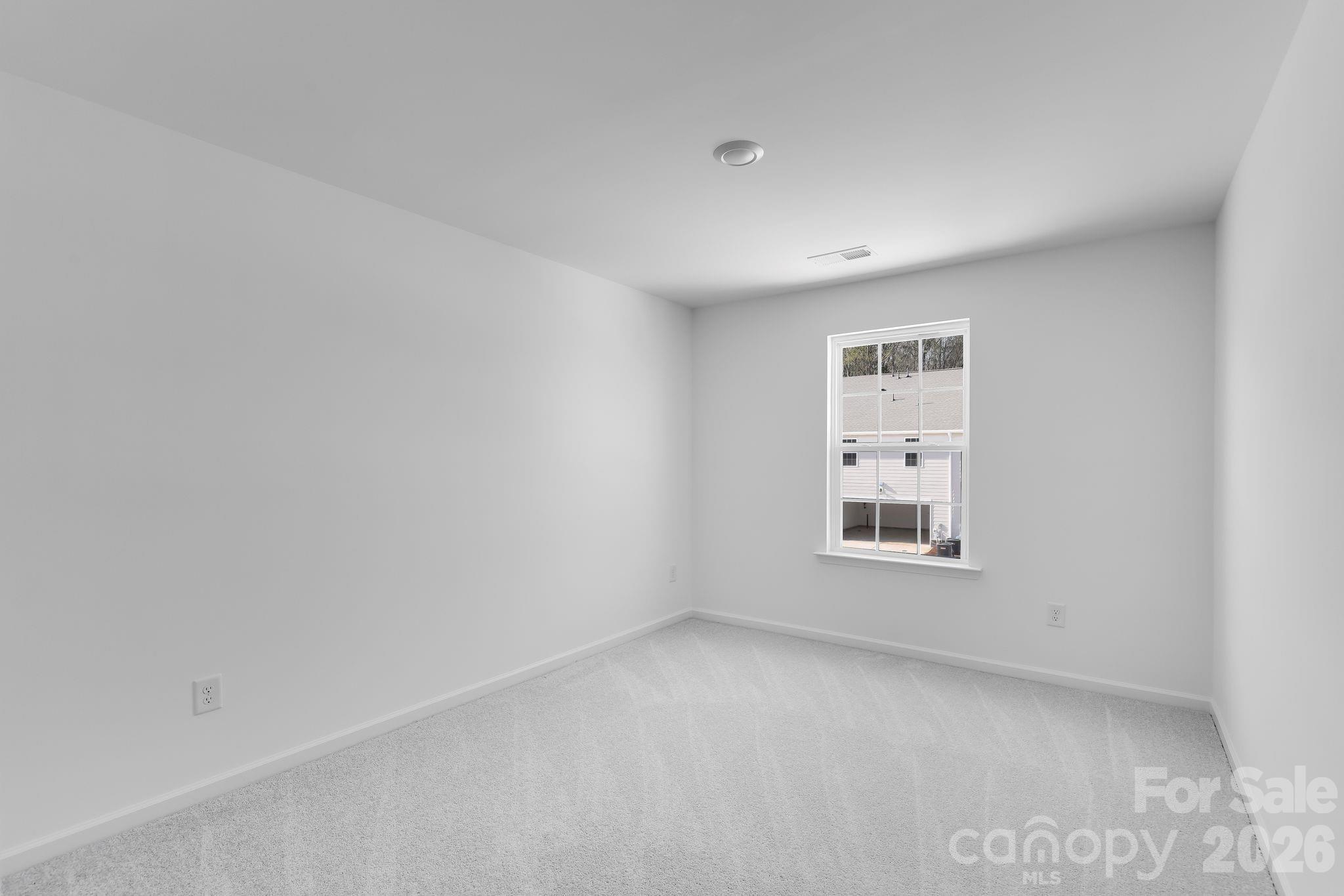 638 Sparano Loop 159 Property Photo 4