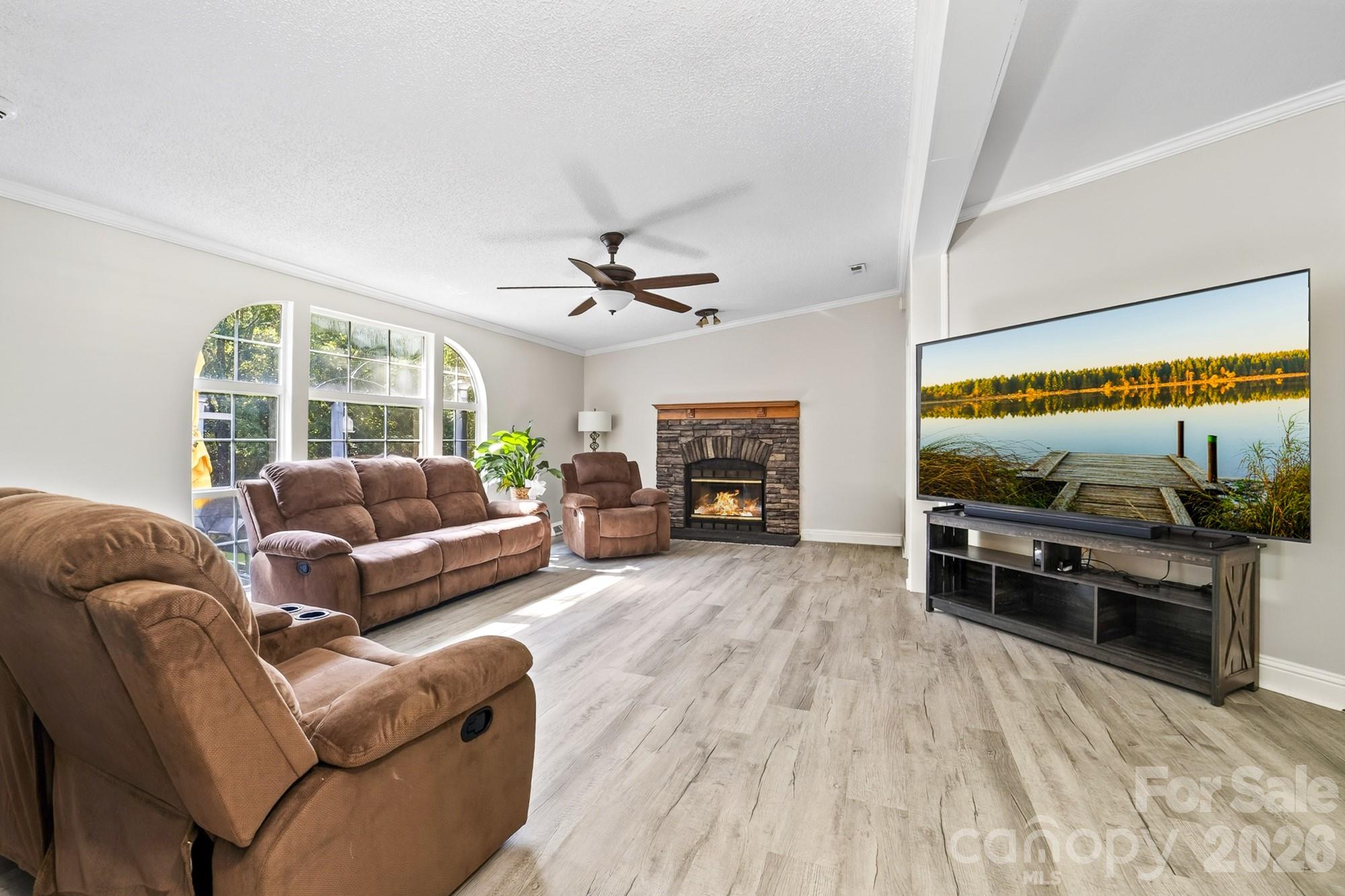 409 Helton Road Property Photo 11