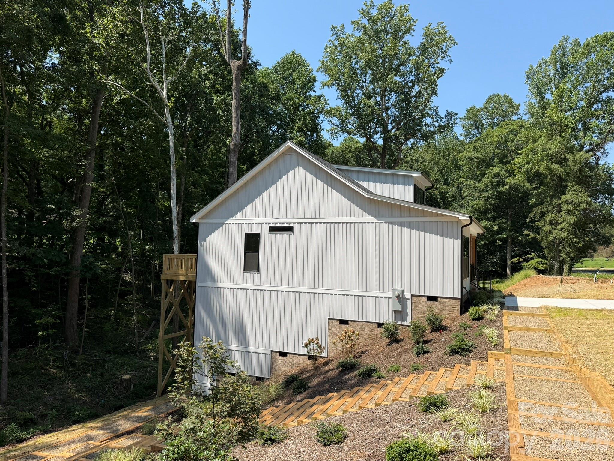308 Willow Street Property Photo 5