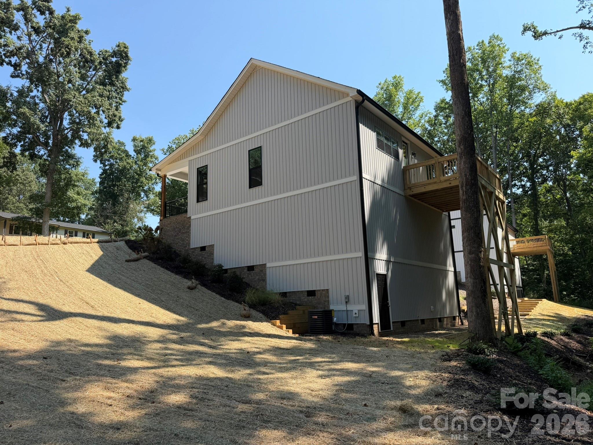 308 Willow Street Property Photo 7