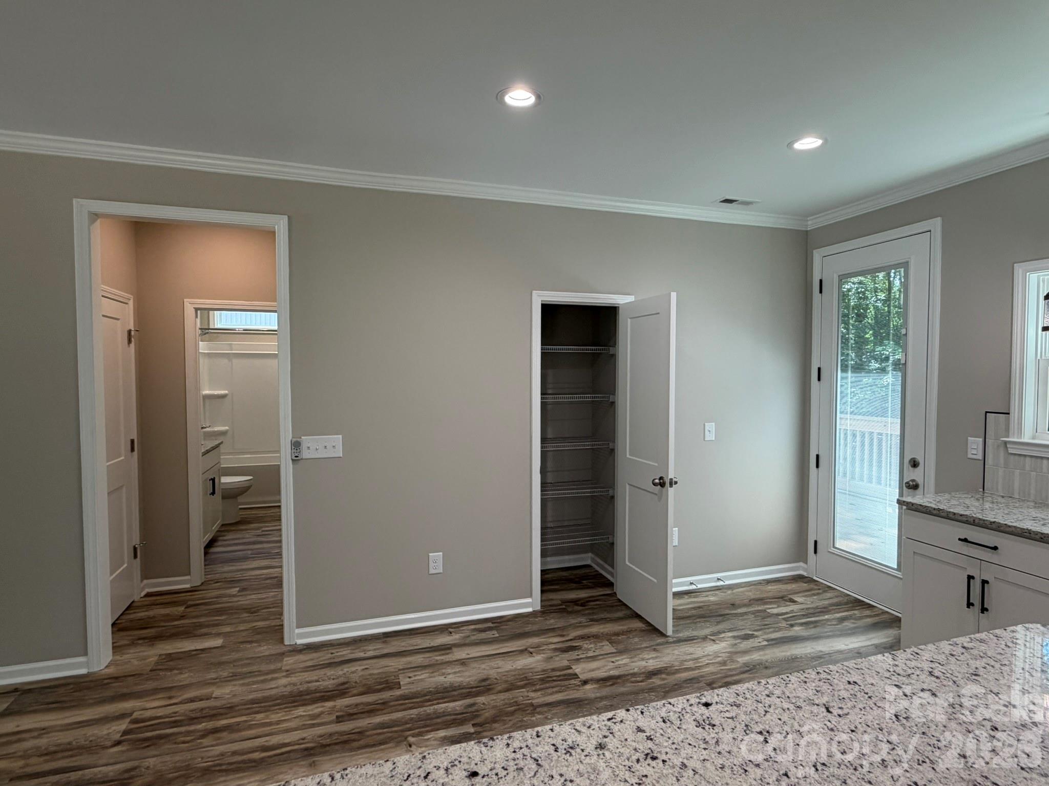 308 Willow Street Property Photo 18