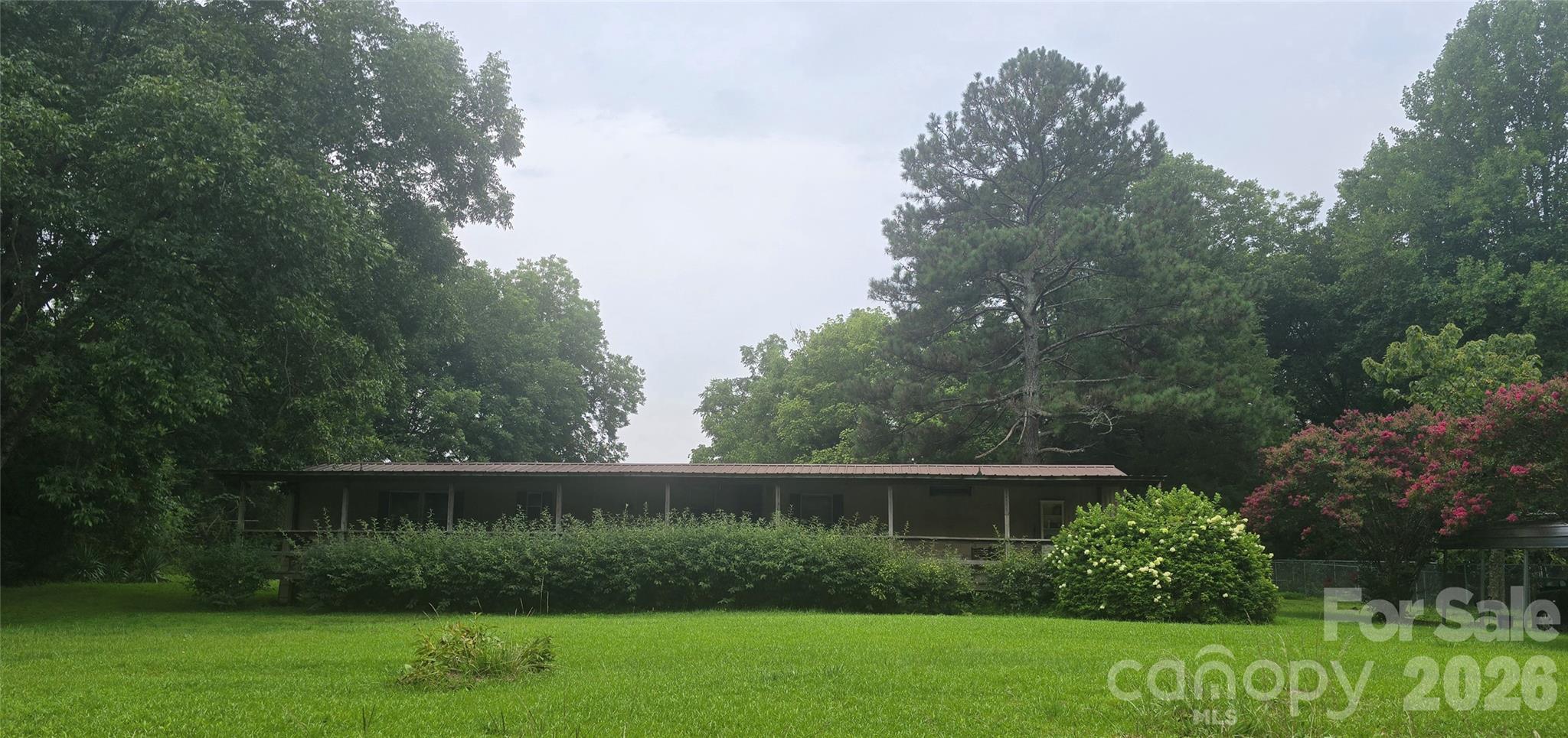 613 Staley Street Property Photo 1