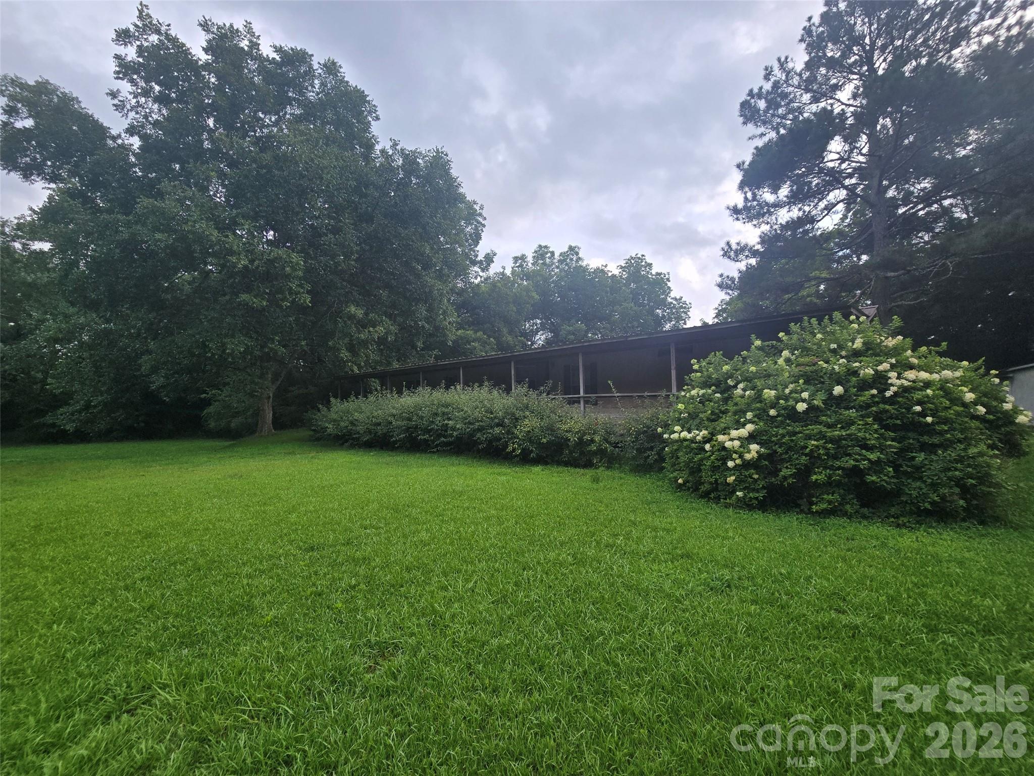 613 Staley Street Property Photo 2