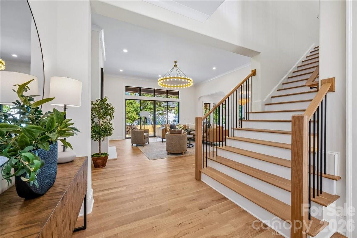 4635 Water Oak Road Property Photo 3