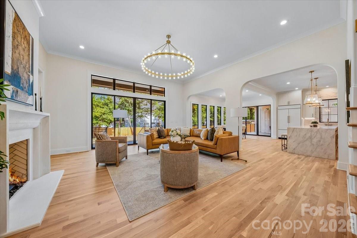 4635 Water Oak Road Property Photo 10