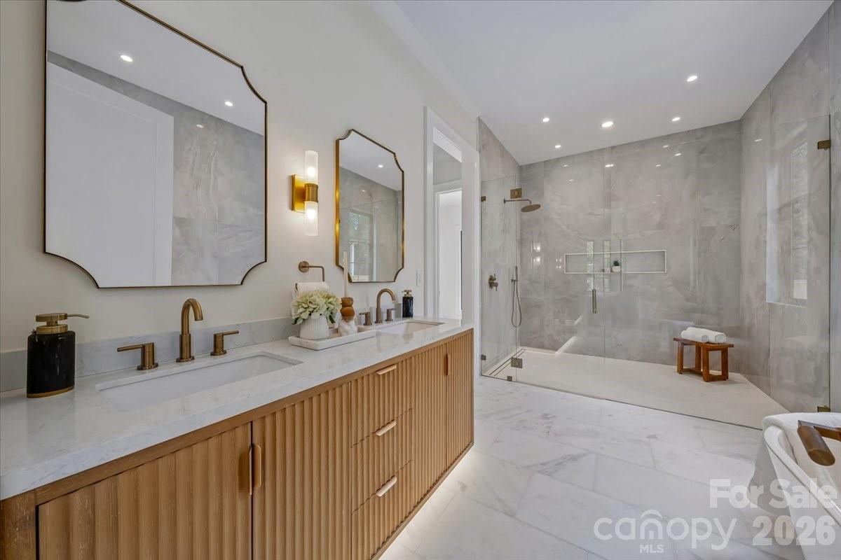 4635 Water Oak Road Property Photo 19