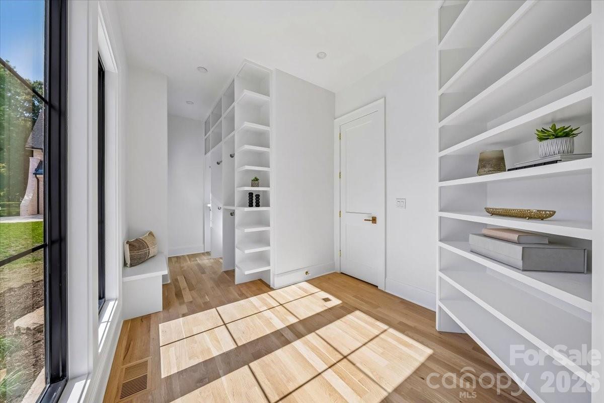4635 Water Oak Road Property Photo 21
