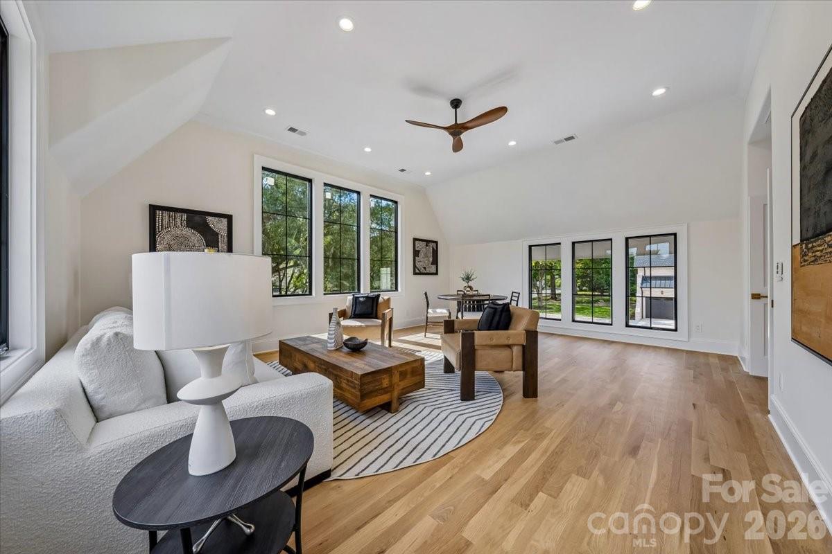 4635 Water Oak Road Property Photo 27
