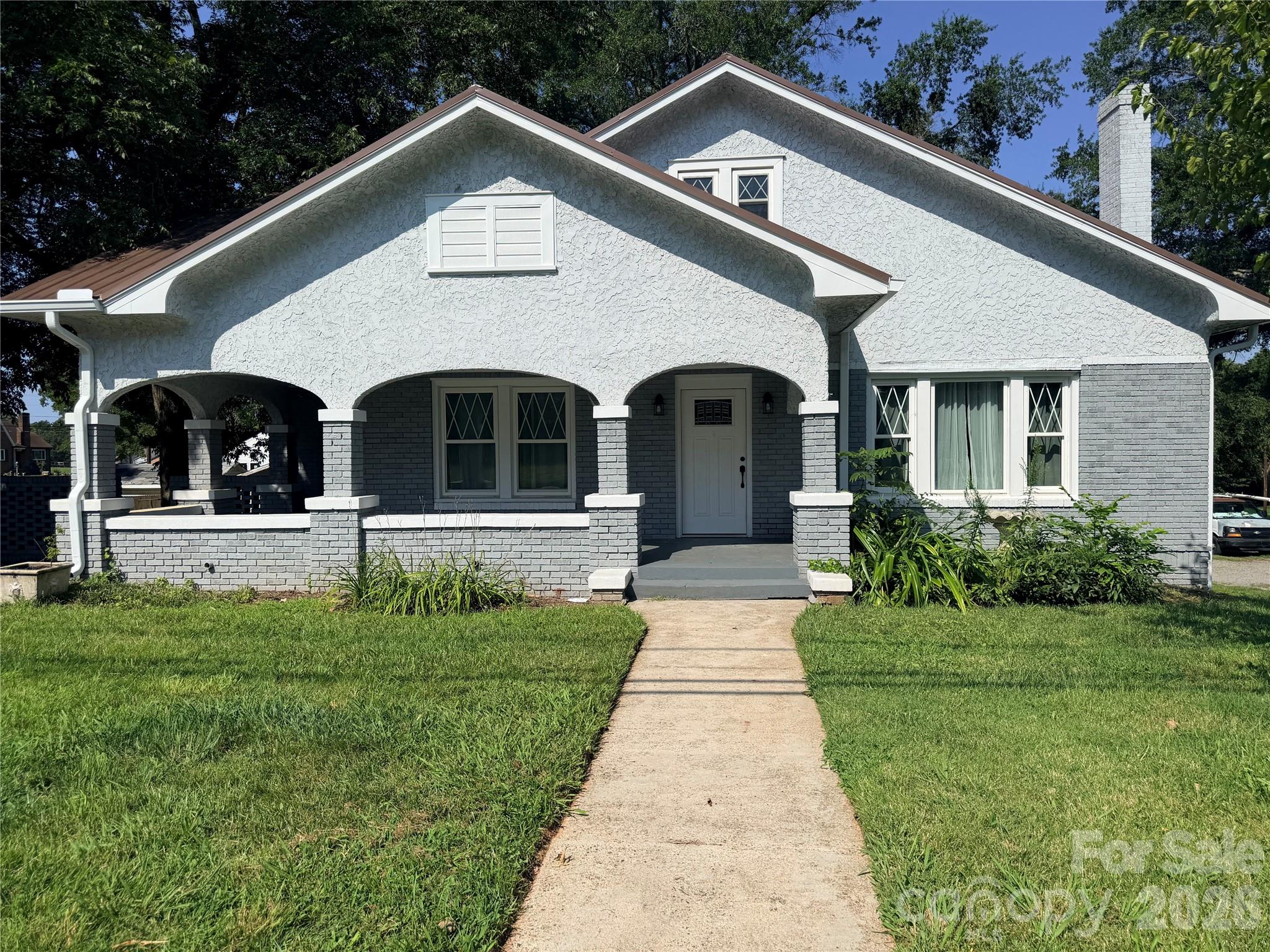 2709 N Main Avenue Property Photo 1