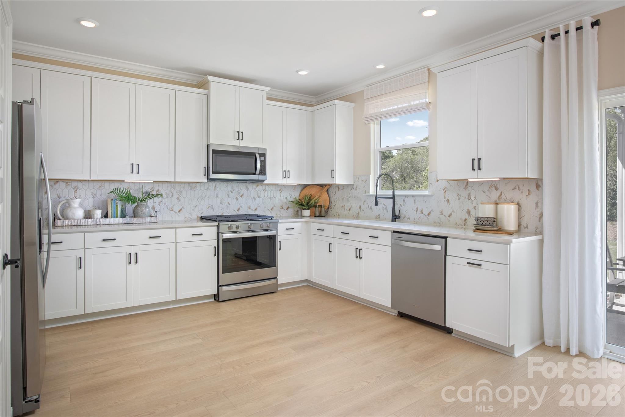 12537 Forager Place Property Photo 3
