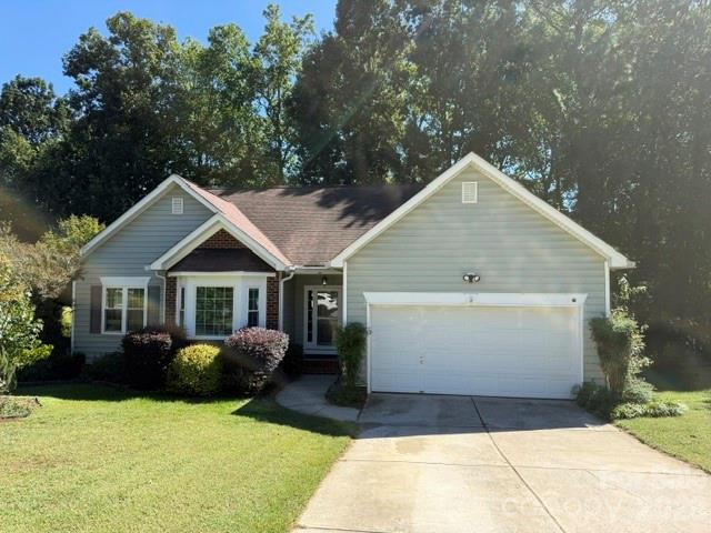 439 Glencrest Drive Property Photo 2