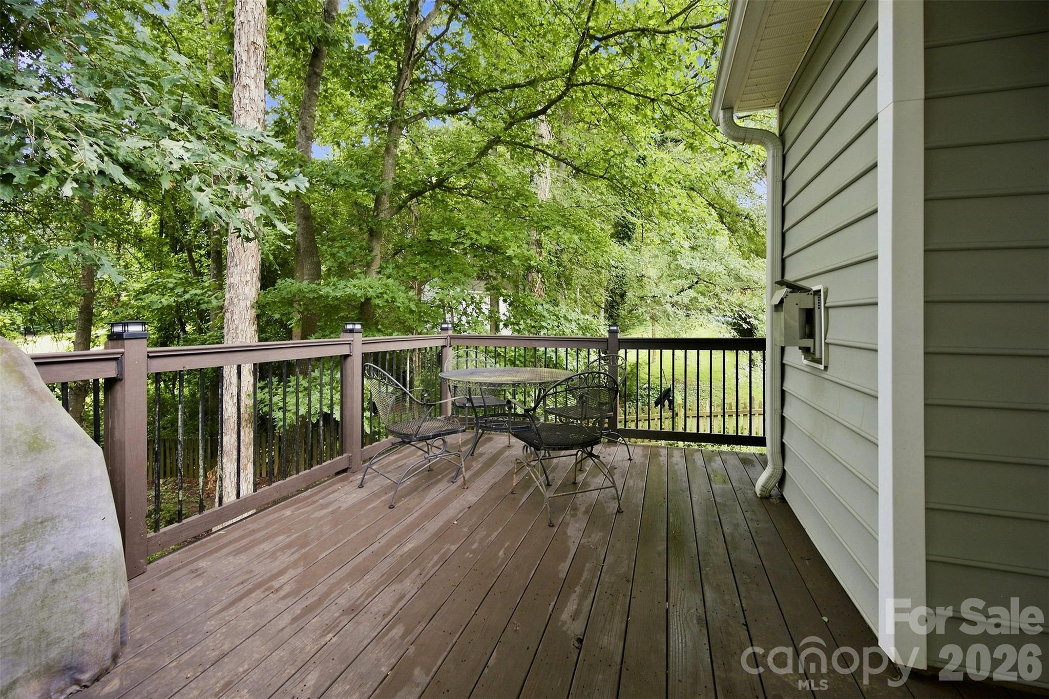 439 Glencrest Drive Property Photo 35
