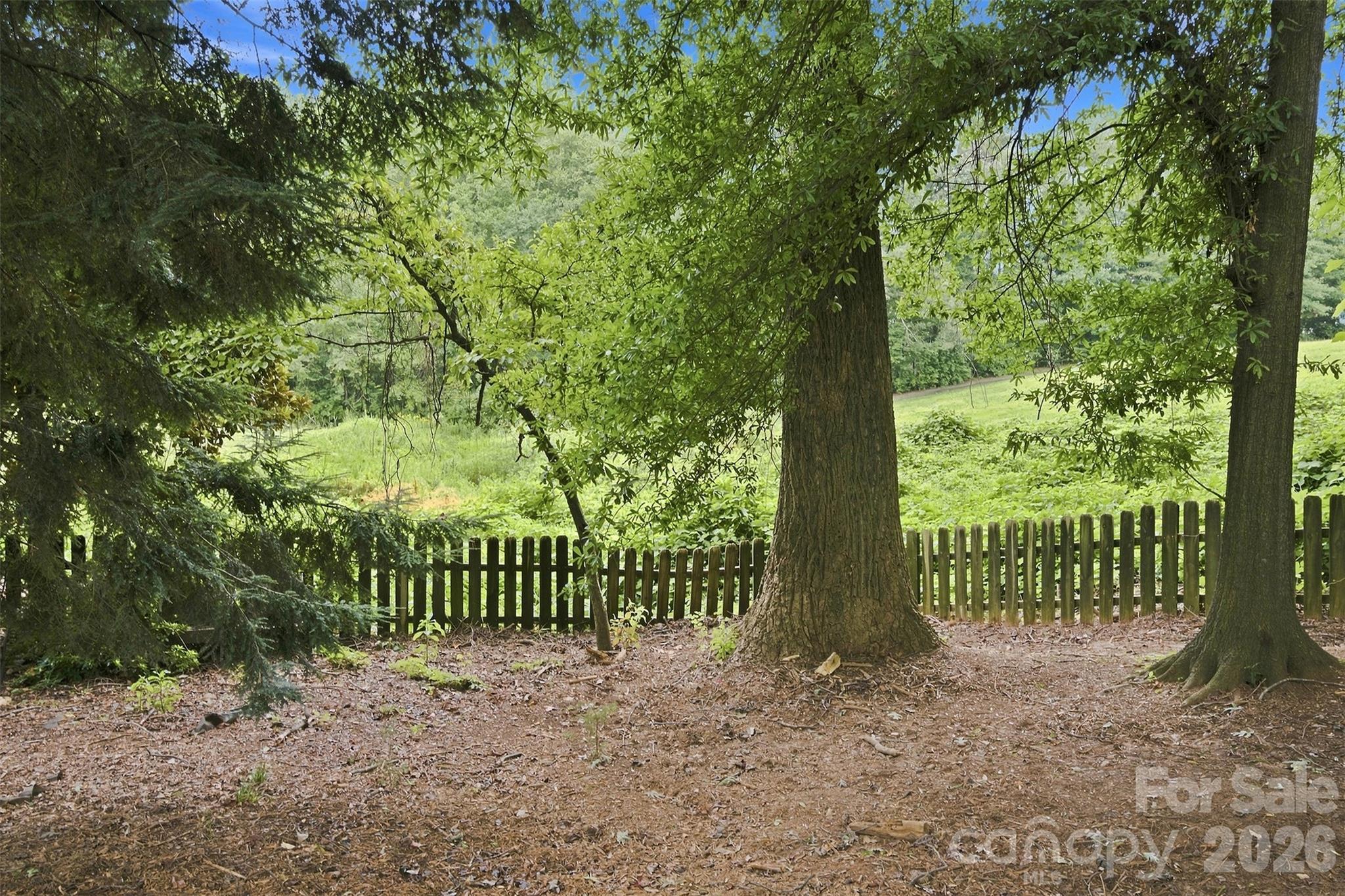 439 Glencrest Drive Property Photo 39