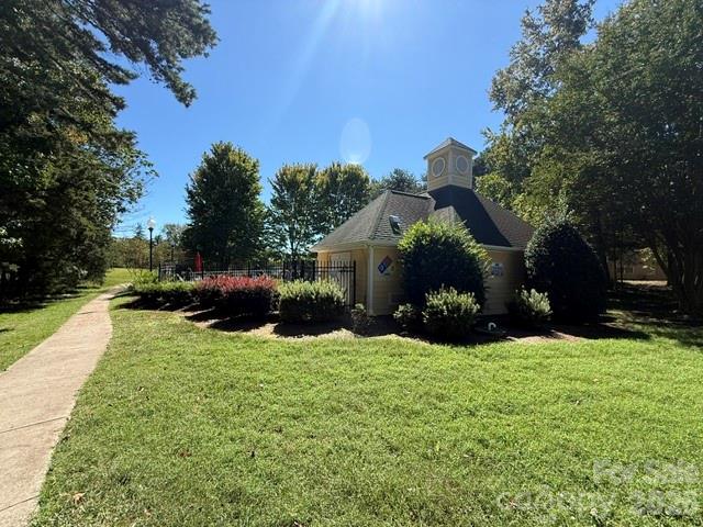 439 Glencrest Drive Property Photo 45