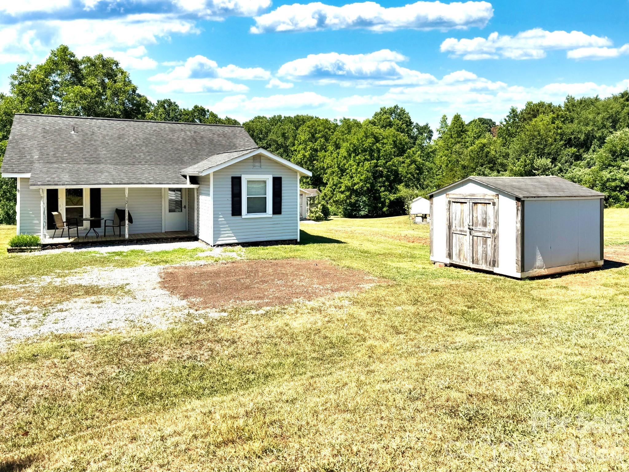 727 Ed Hamrick Road Property Photo 1