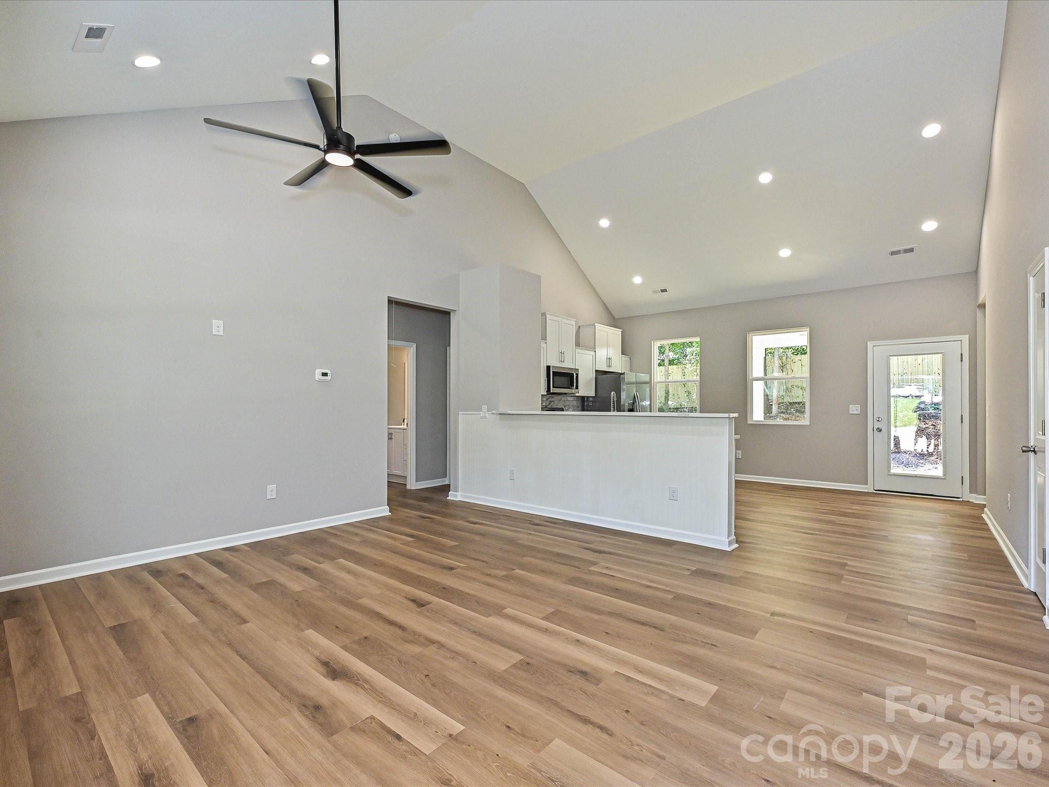 140 Helen Avenue Property Photo 2