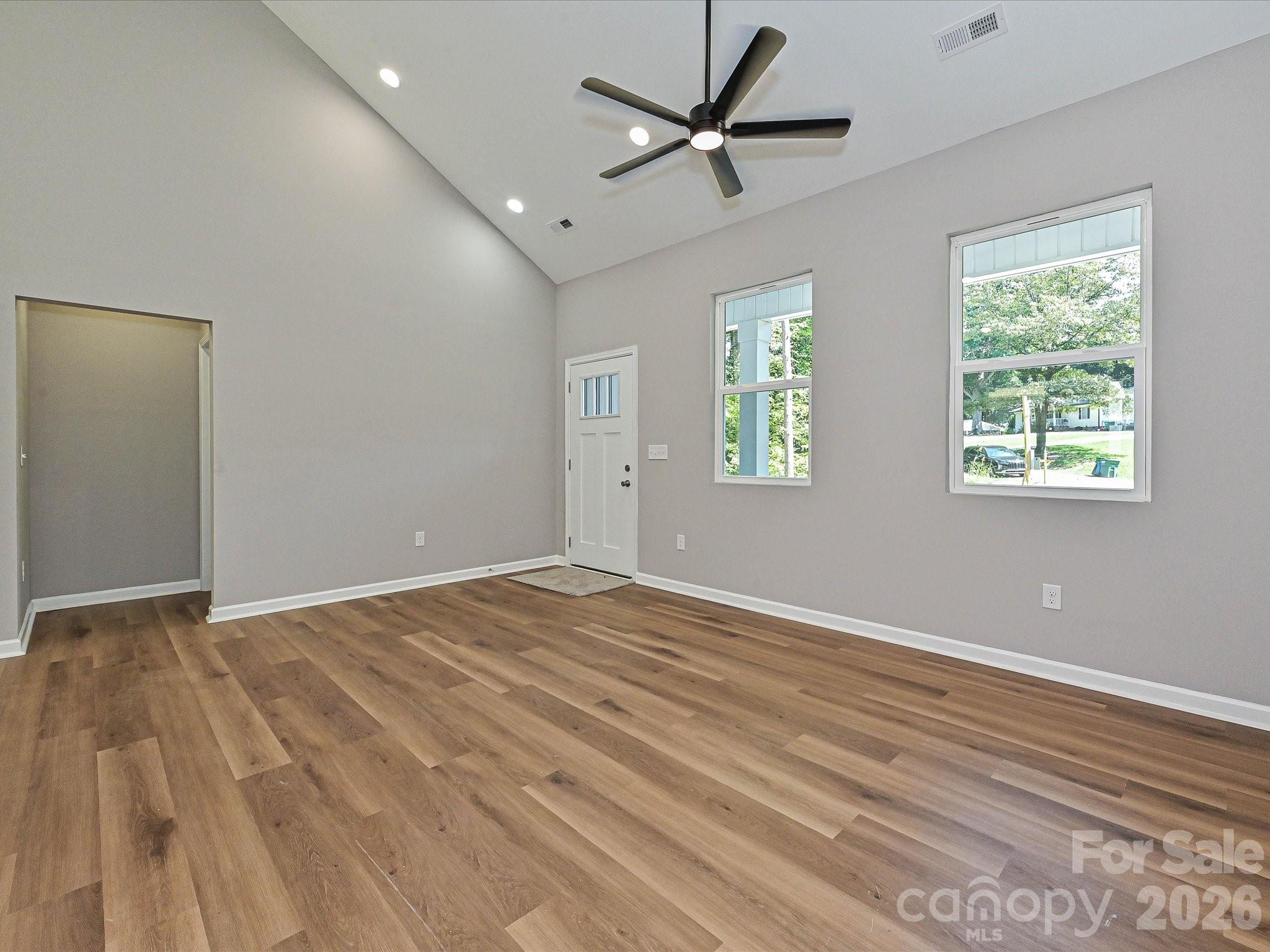 140 Helen Avenue Property Photo 8