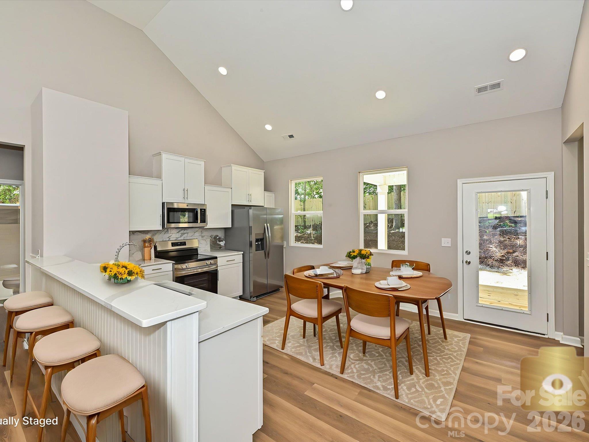 140 Helen Avenue Property Photo 10