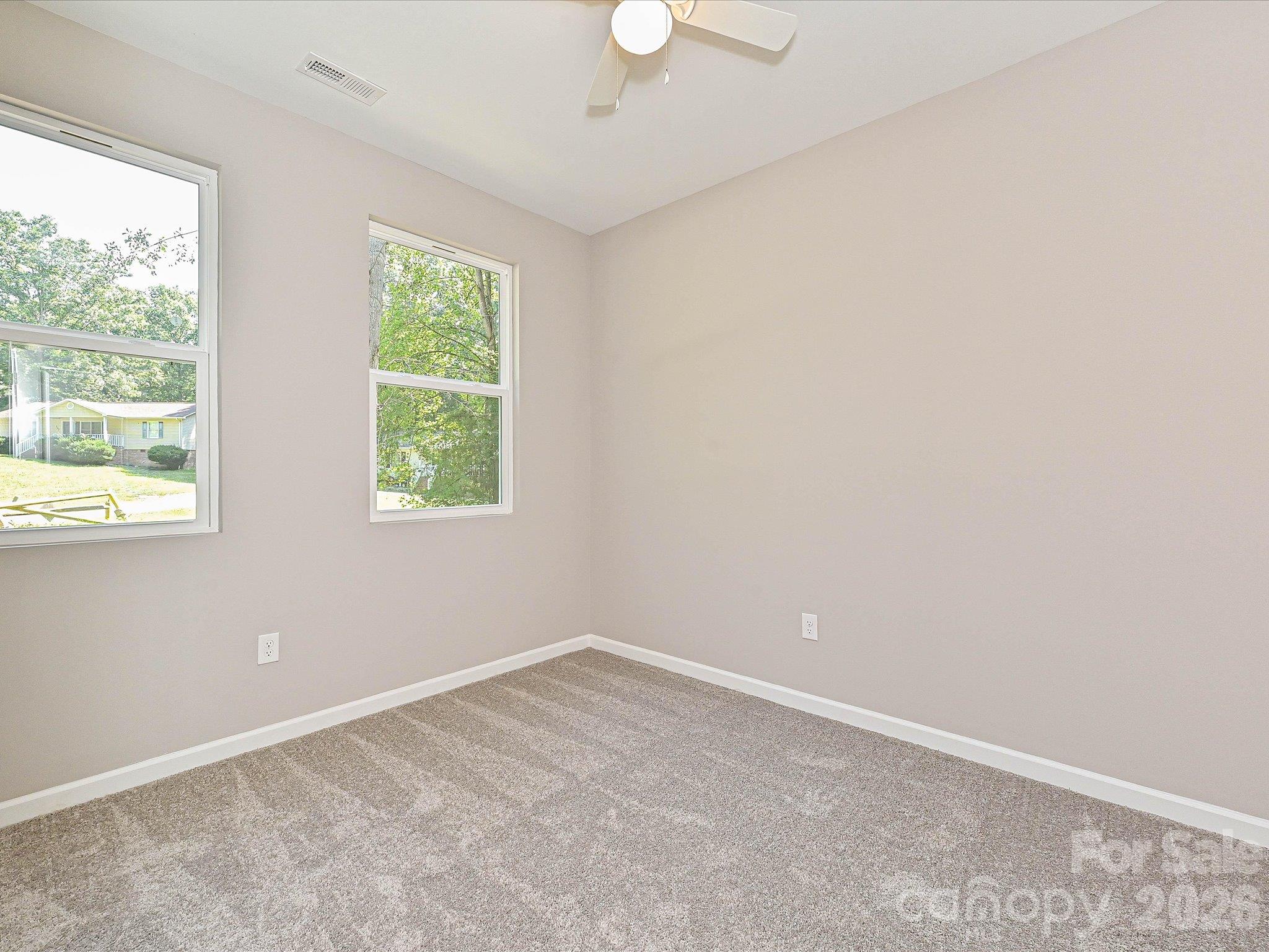 140 Helen Avenue Property Photo 26