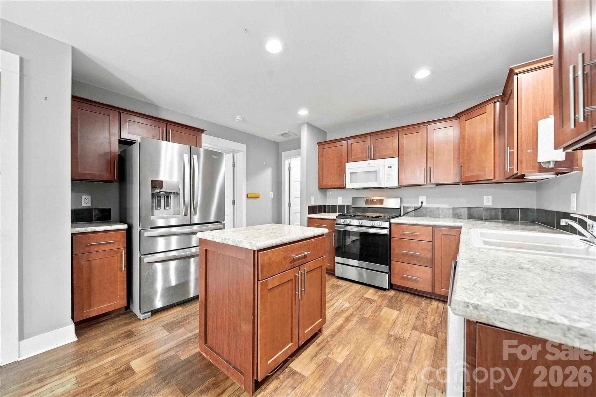4262 Quarry Drive Property Photo 12
