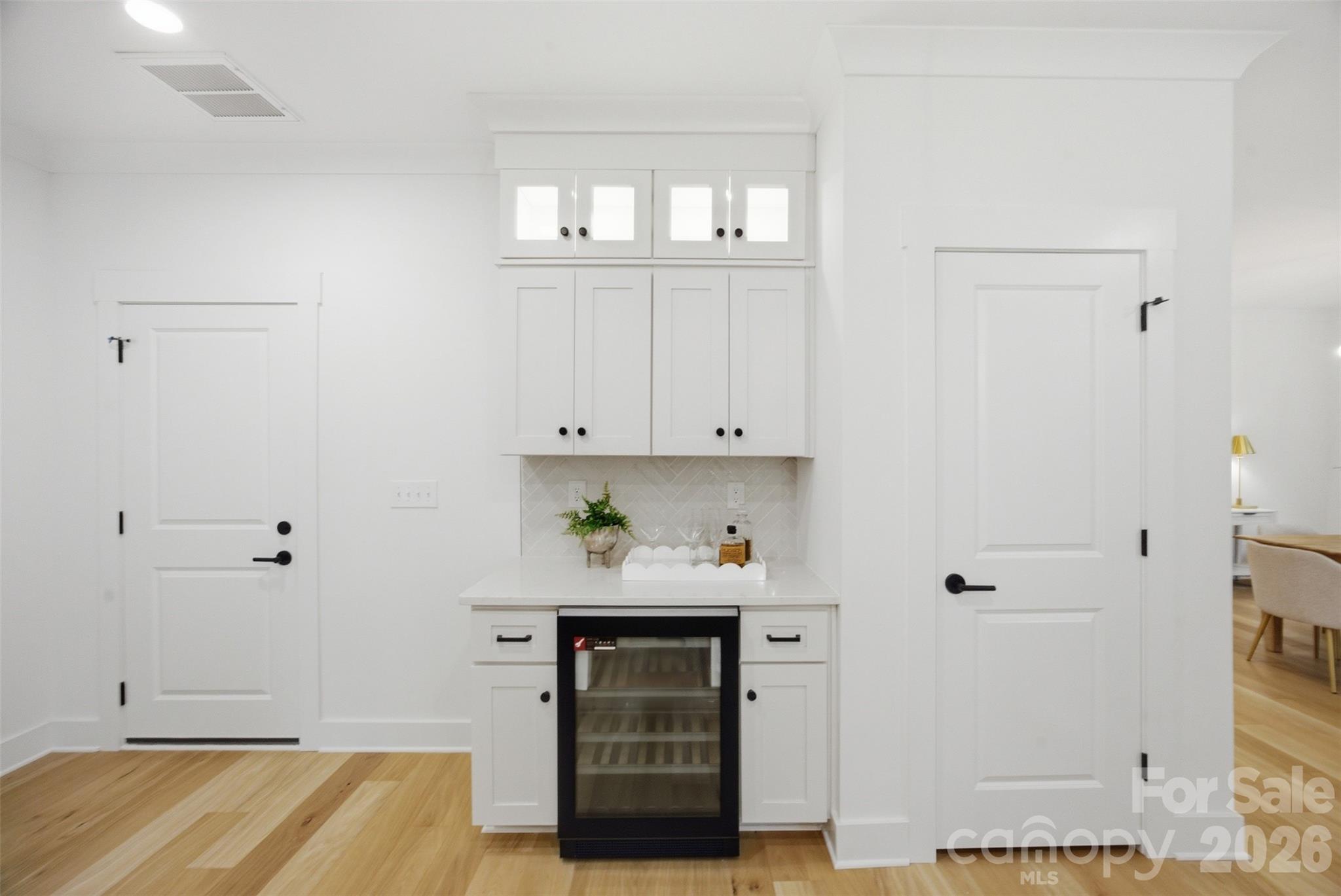 135 Parkdale Drive Property Photo 15