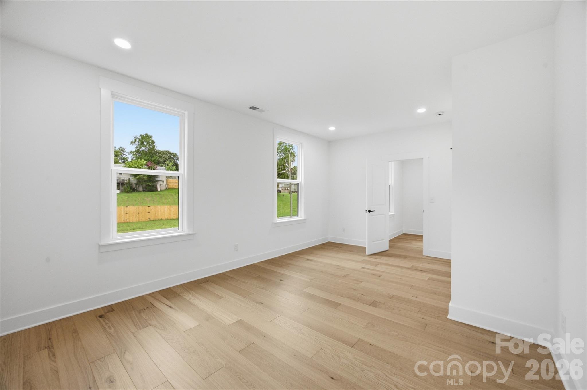 135 Parkdale Drive Property Photo 27