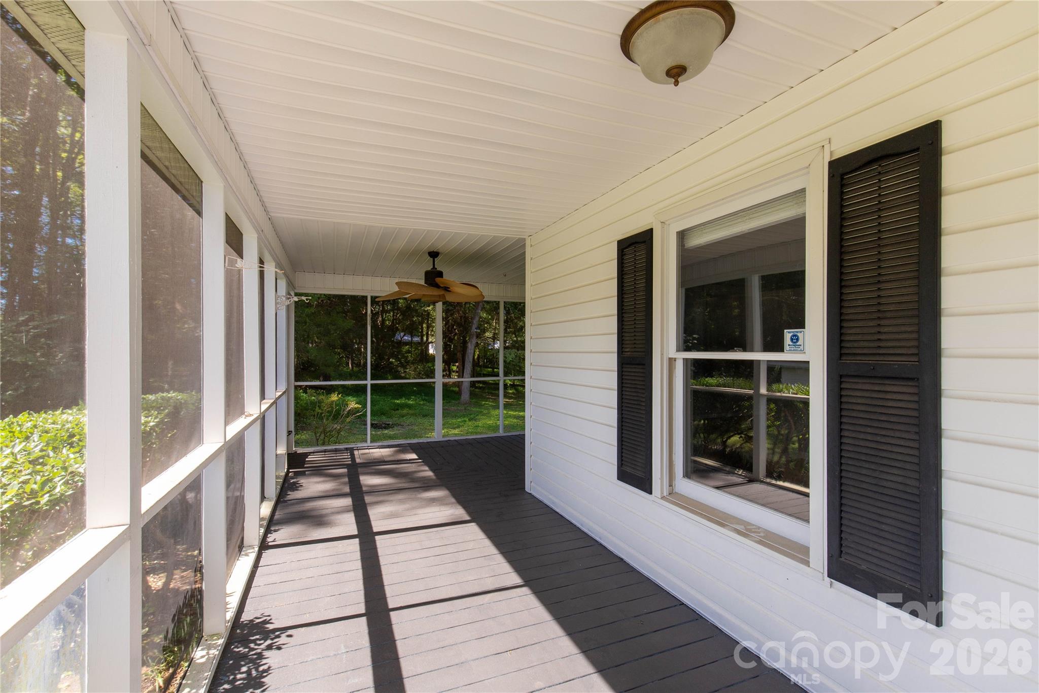 1575 Lincoln Road Property Photo 2