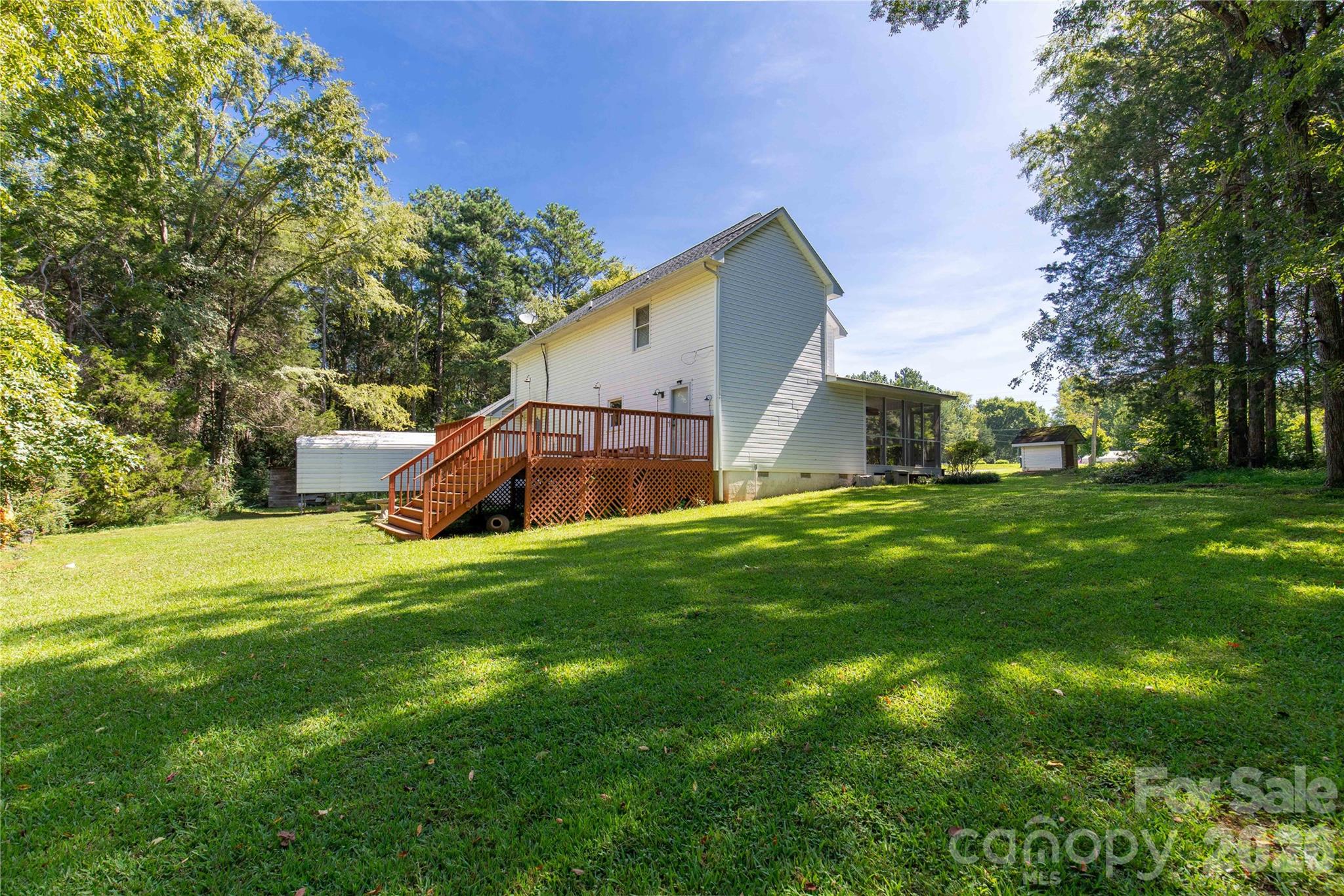 1575 Lincoln Road Property Photo 9