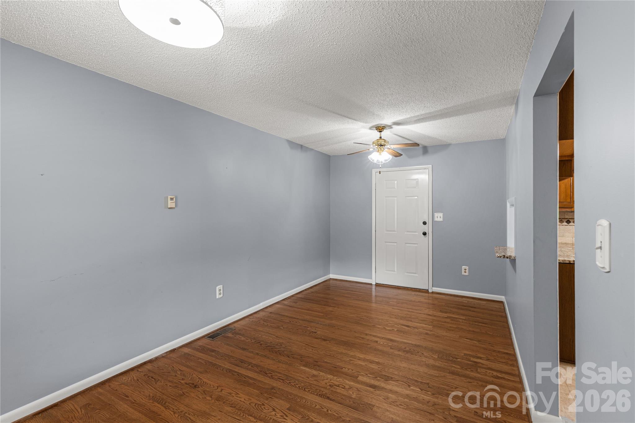 1575 Lincoln Road Property Photo 13