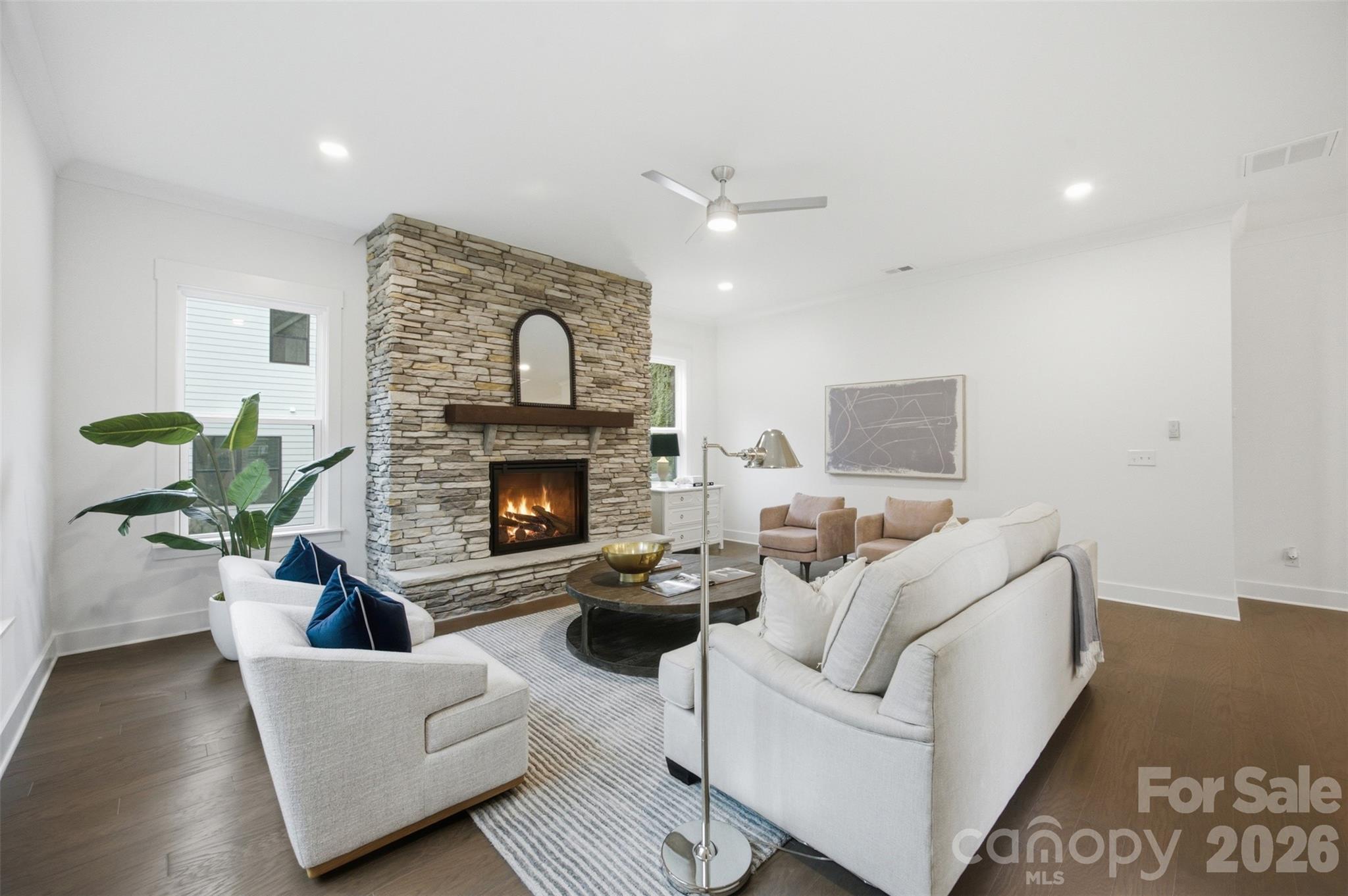 205 Parkdale Drive Property Photo 8