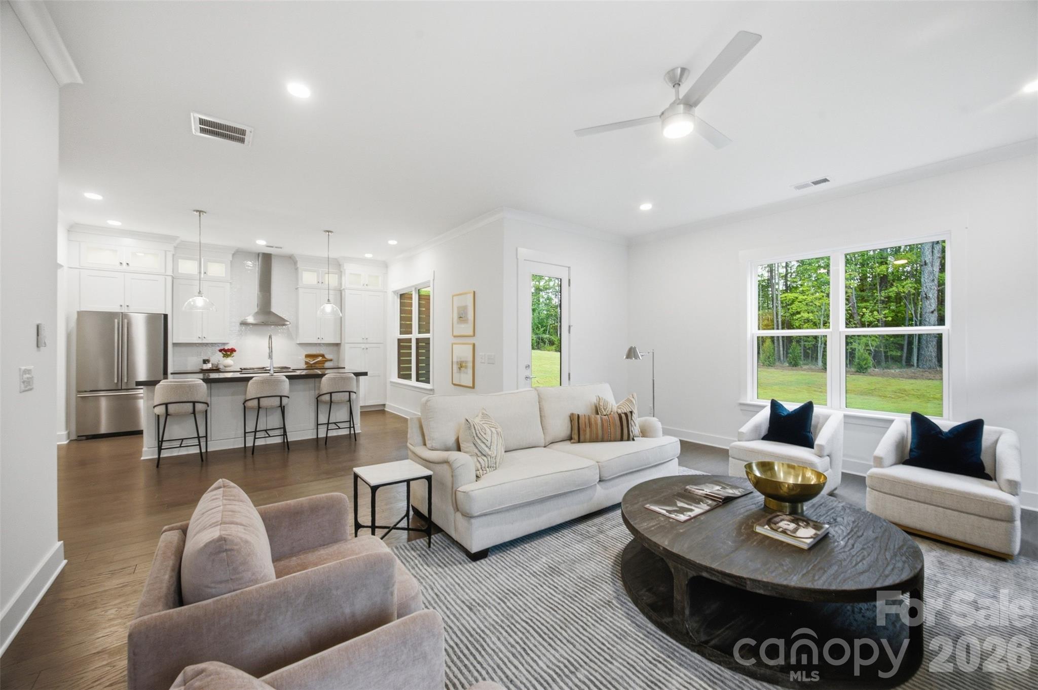 205 Parkdale Drive Property Photo 9