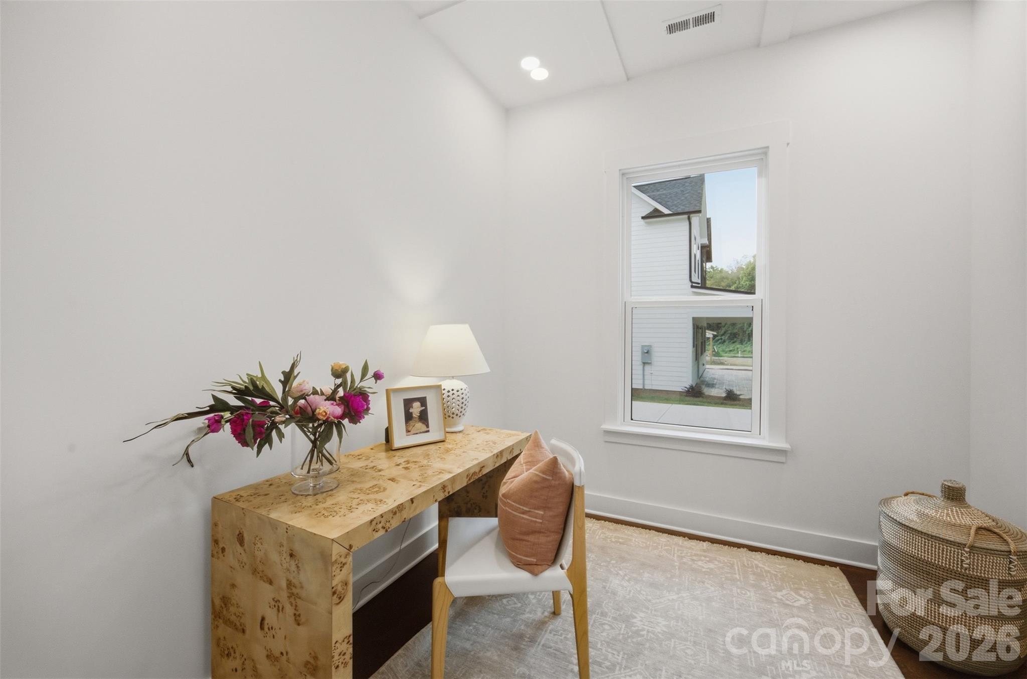 205 Parkdale Drive Property Photo 18