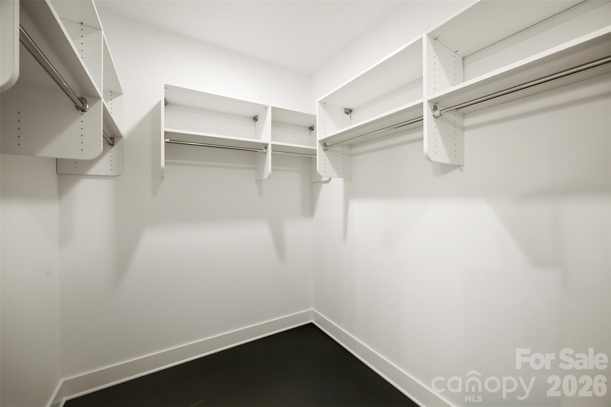 205 Parkdale Drive Property Photo 27