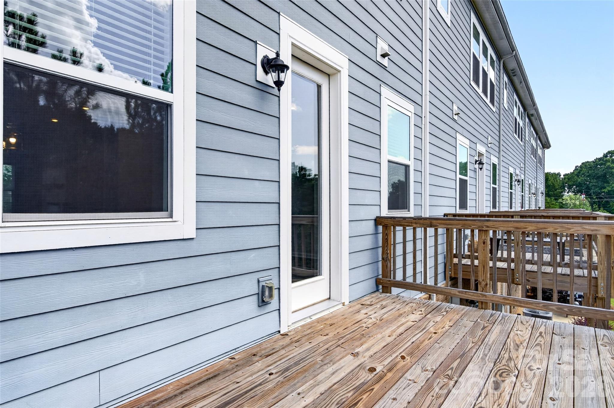6981 Waterstone Drive Property Photo 13