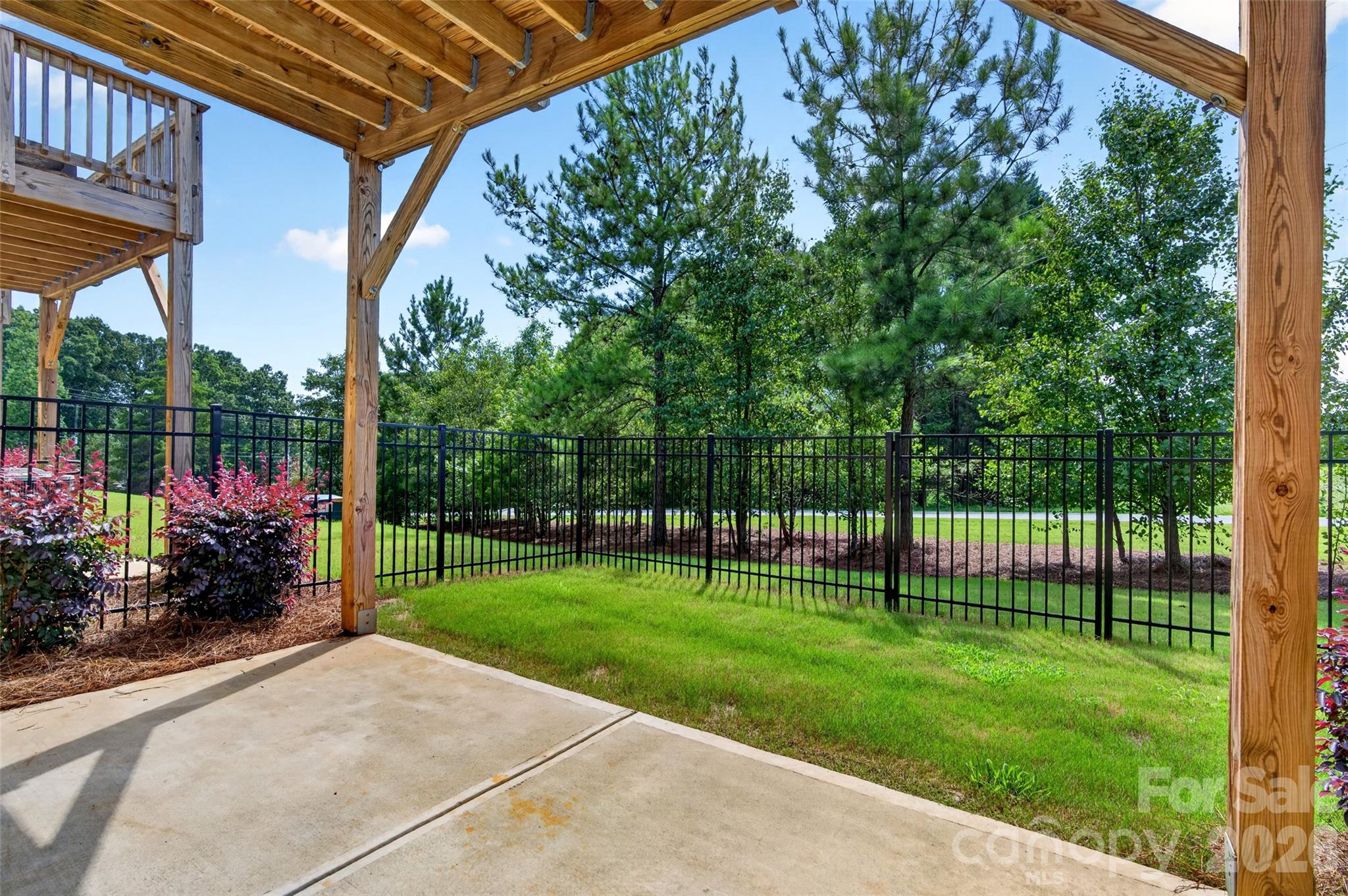 6981 Waterstone Drive Property Photo 19